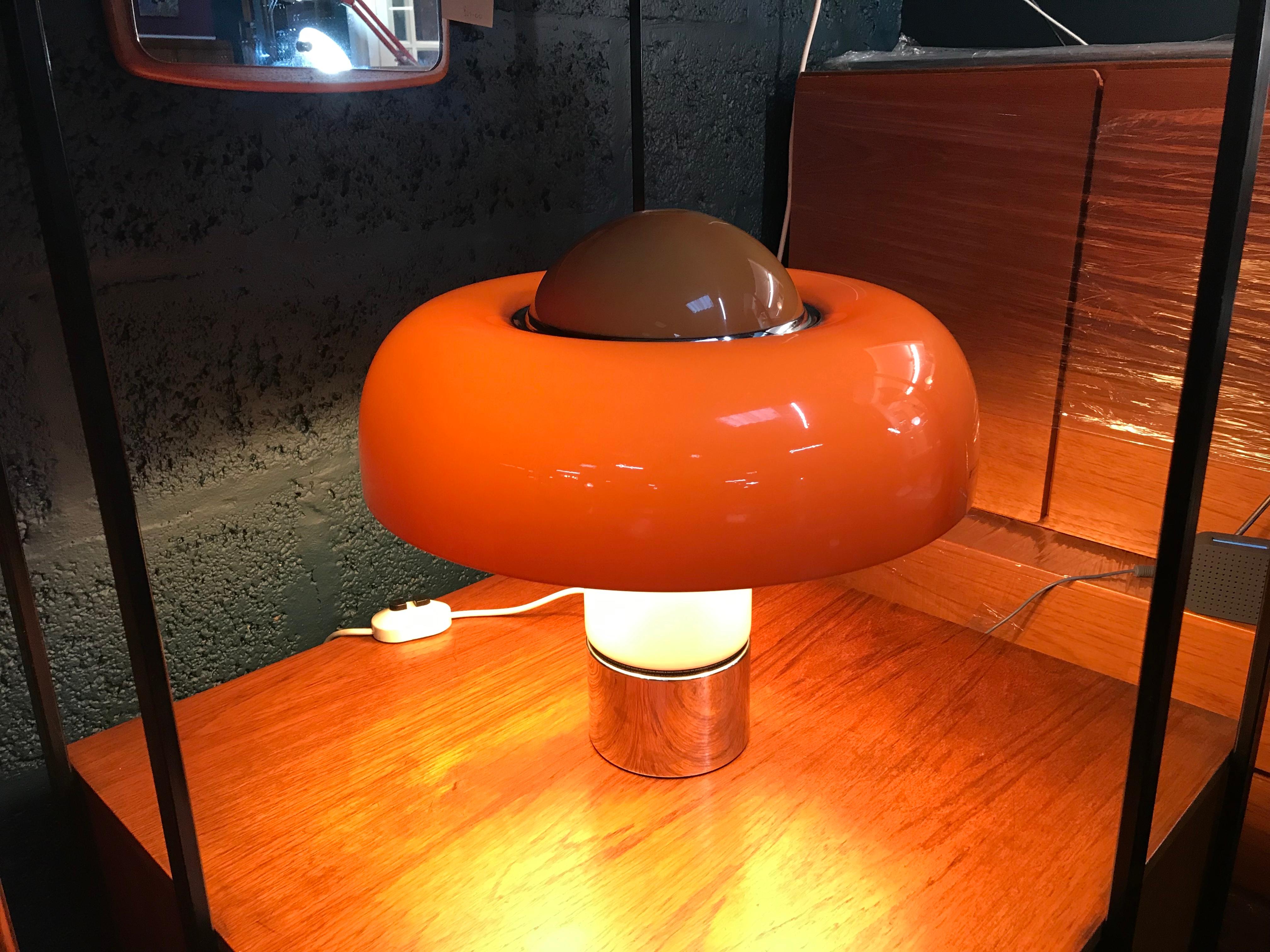 Caramel Color Midcentury Brumbury Table Lamp, Luigi Massoni for Harvey Guzzini 1