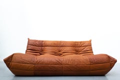 Dreisitziges Sofa "Togo" aus karamellfarbenem Leder von Michel Ducaroy:: Ligne Roset:: 1970er Jahre