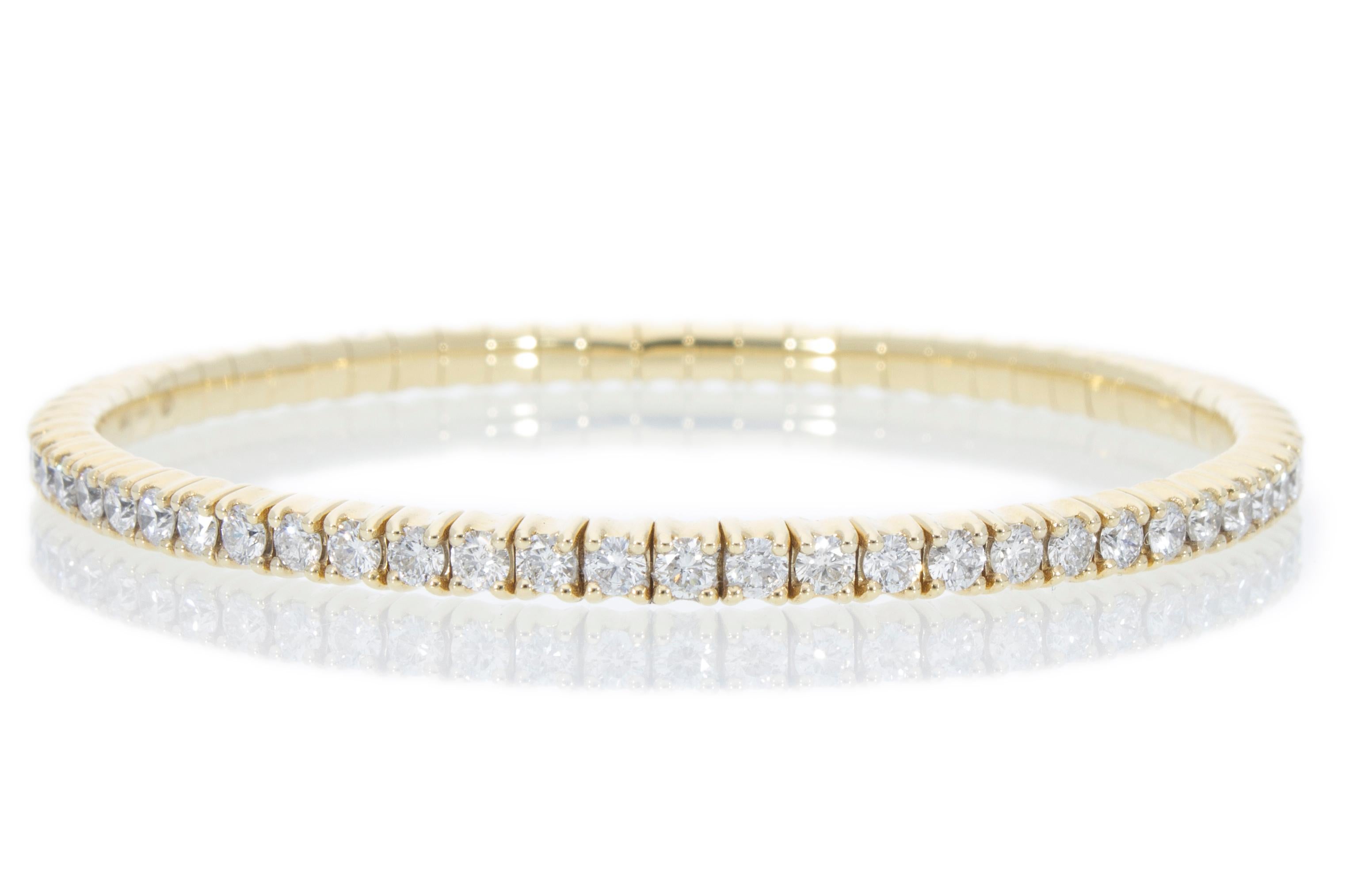 Bracelet tennis en diamants élastiques de 4.30 carats. Or jaune 18 Kt. Fabriquées en Italie. en vente 5