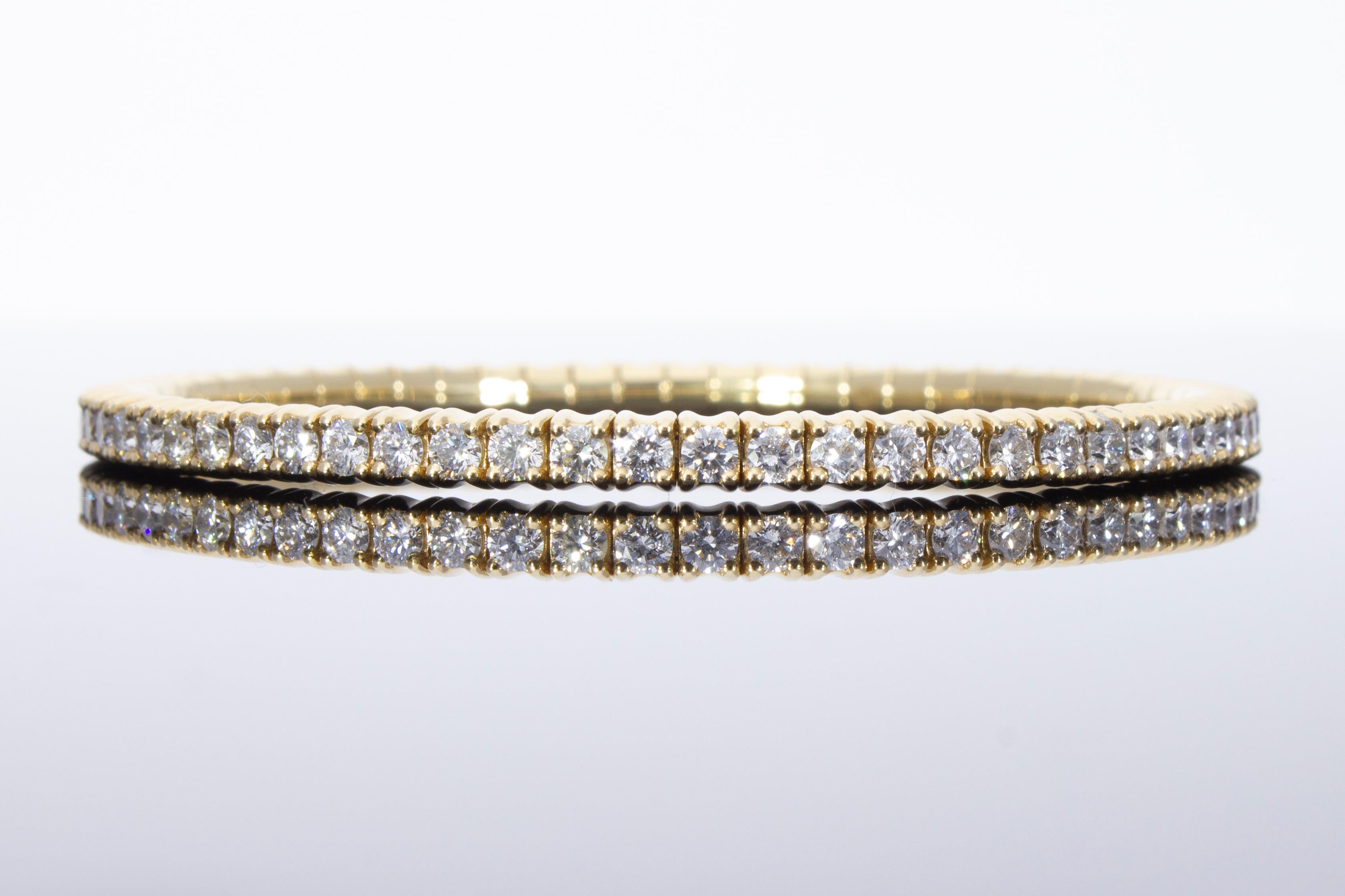 Bracelet tennis en diamants élastiques de 4.30 carats. Or jaune 18 Kt. Fabriquées en Italie. Unisexe en vente