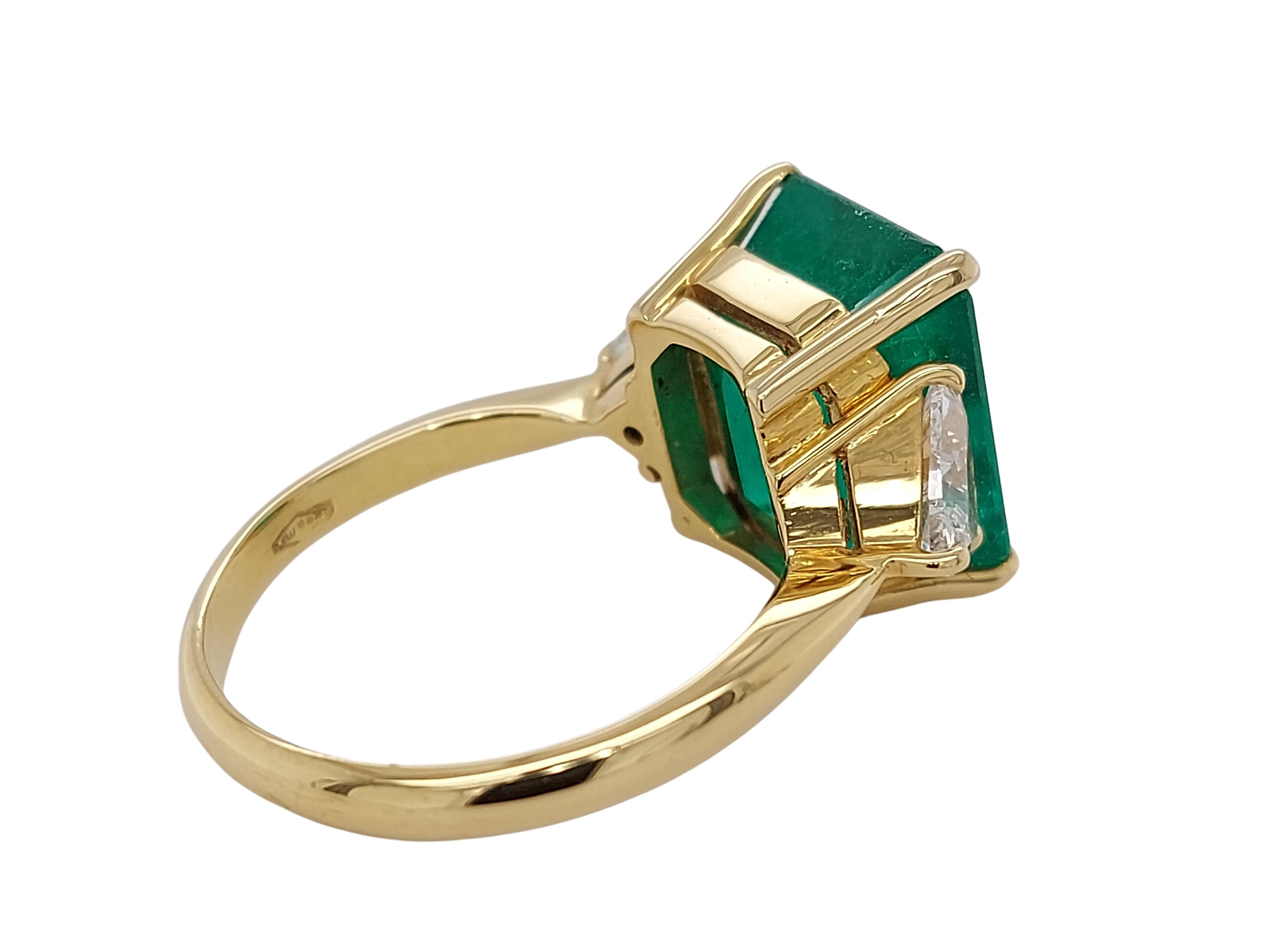 triangle cut emerald
