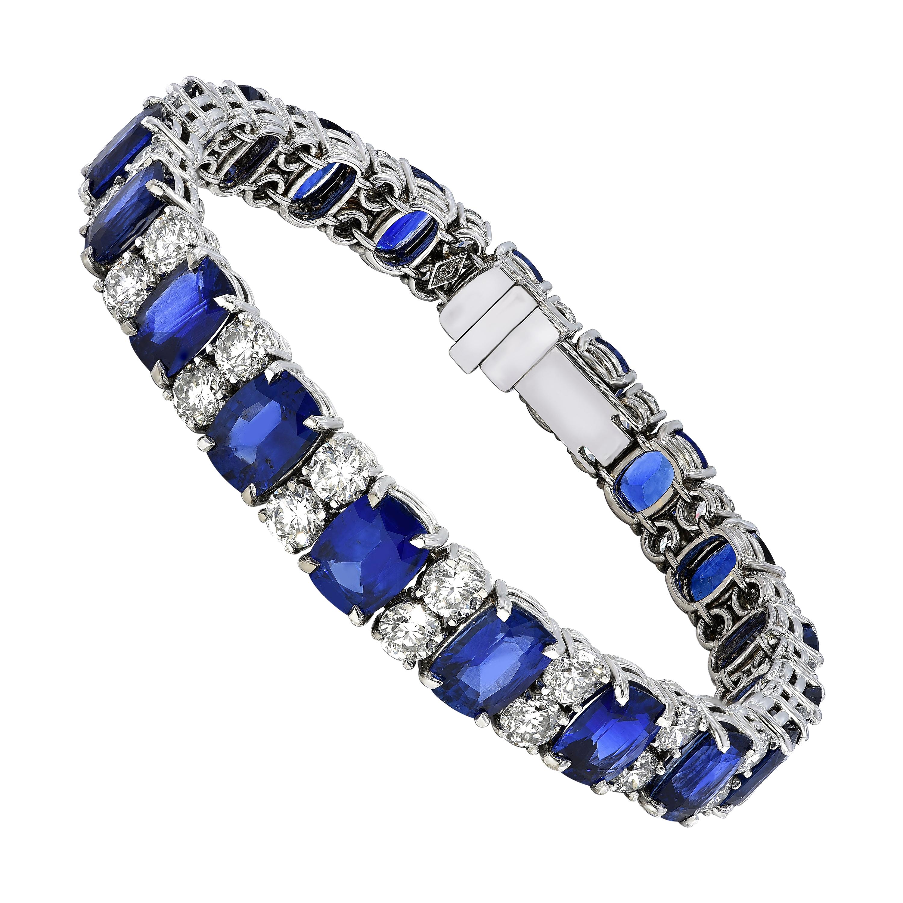 18kt White Gold Bracelet  27.33ct Sapphires, 9ct Diamonds, CGL Certificated For Sale