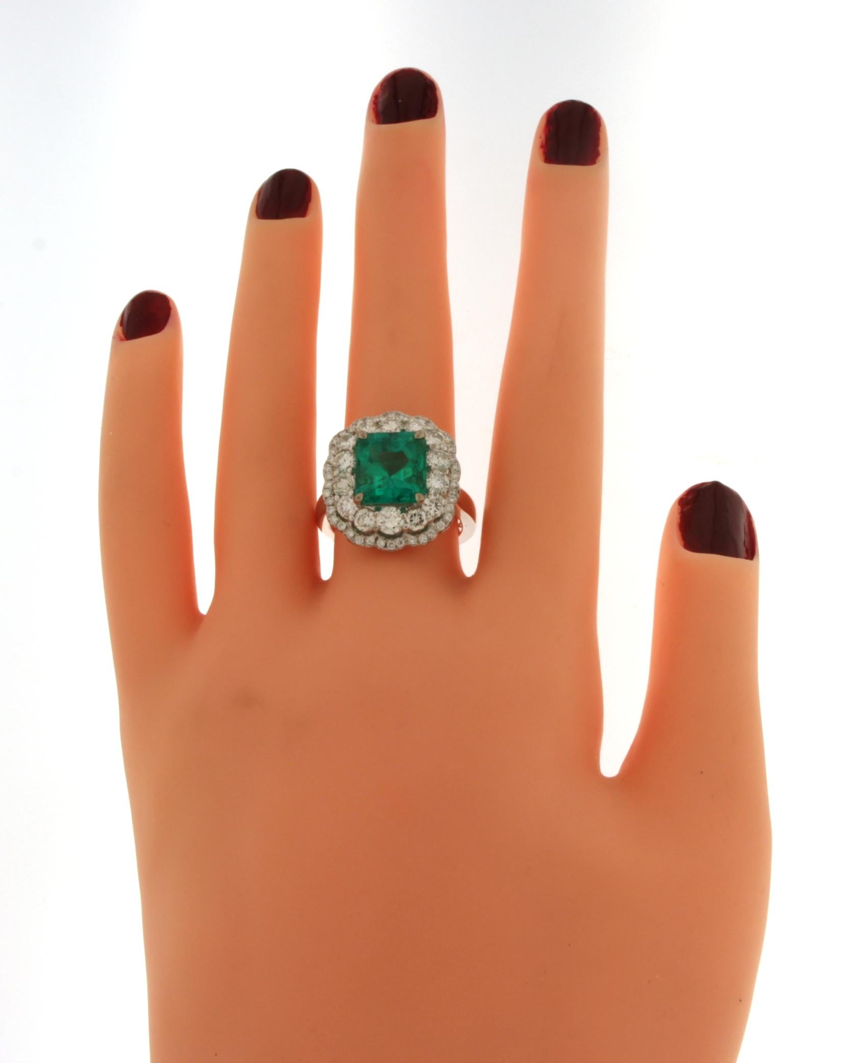 CGL Certified, 4.43 Ct Colombian Emerald Minor Oil, Diamond Ring 18 kt Whit Gol For Sale 5