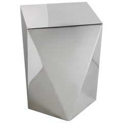 Carat S, Pedestal in Hand Polished Stainless Steel