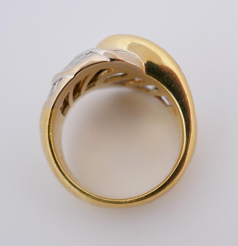 Carati Vintage Ring Earrings 18k Gold Diamond Set Estate Jewelry For Sale 3