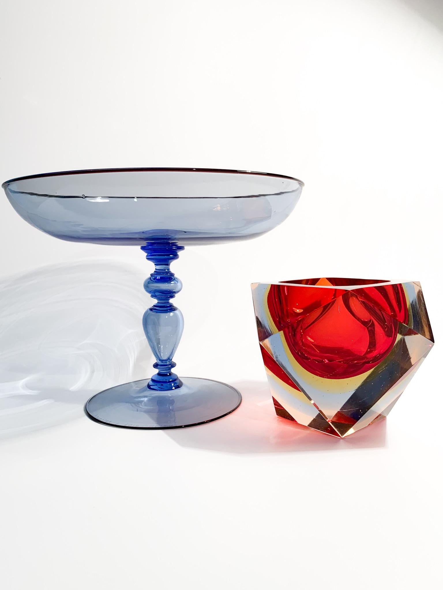 Late 20th Century Caravaggio Cup Murano Glass Centerpiece by Barovier & Toso from the 1980s For Sale