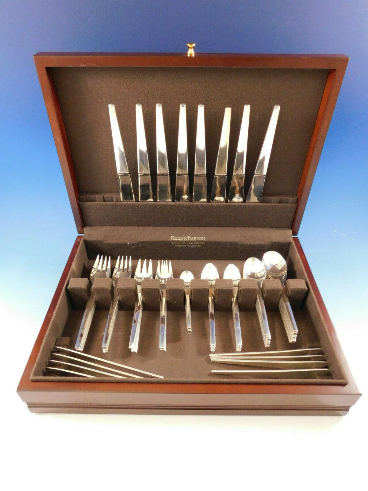 Caravel by Georg Jensen sterling silver flatware set - 64 pieces. This set includes:

8 dinner knives, 8 3/4