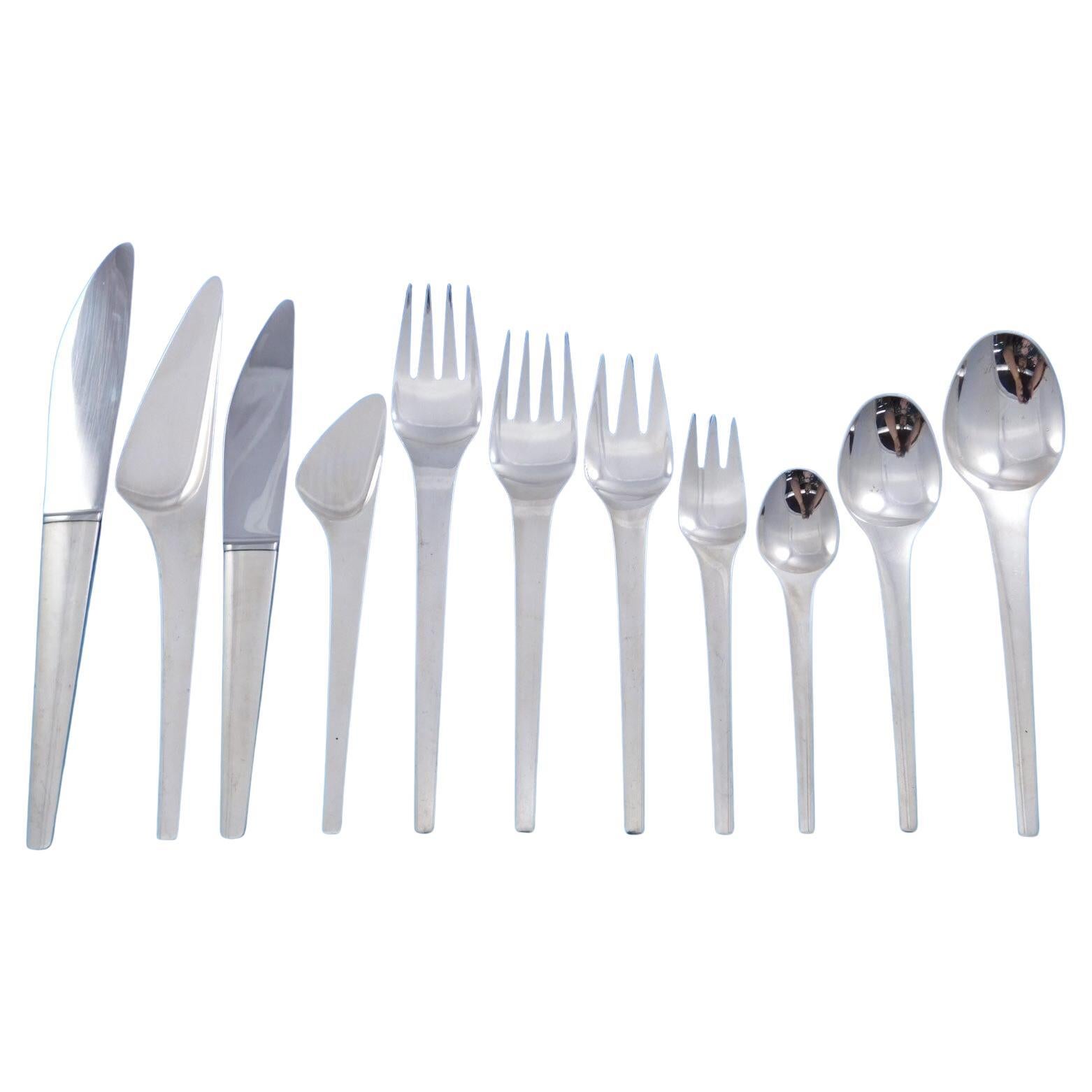Caravel by Georg Jensen Sterling Silver Flatware Service Set 139 pieces Dinner For Sale