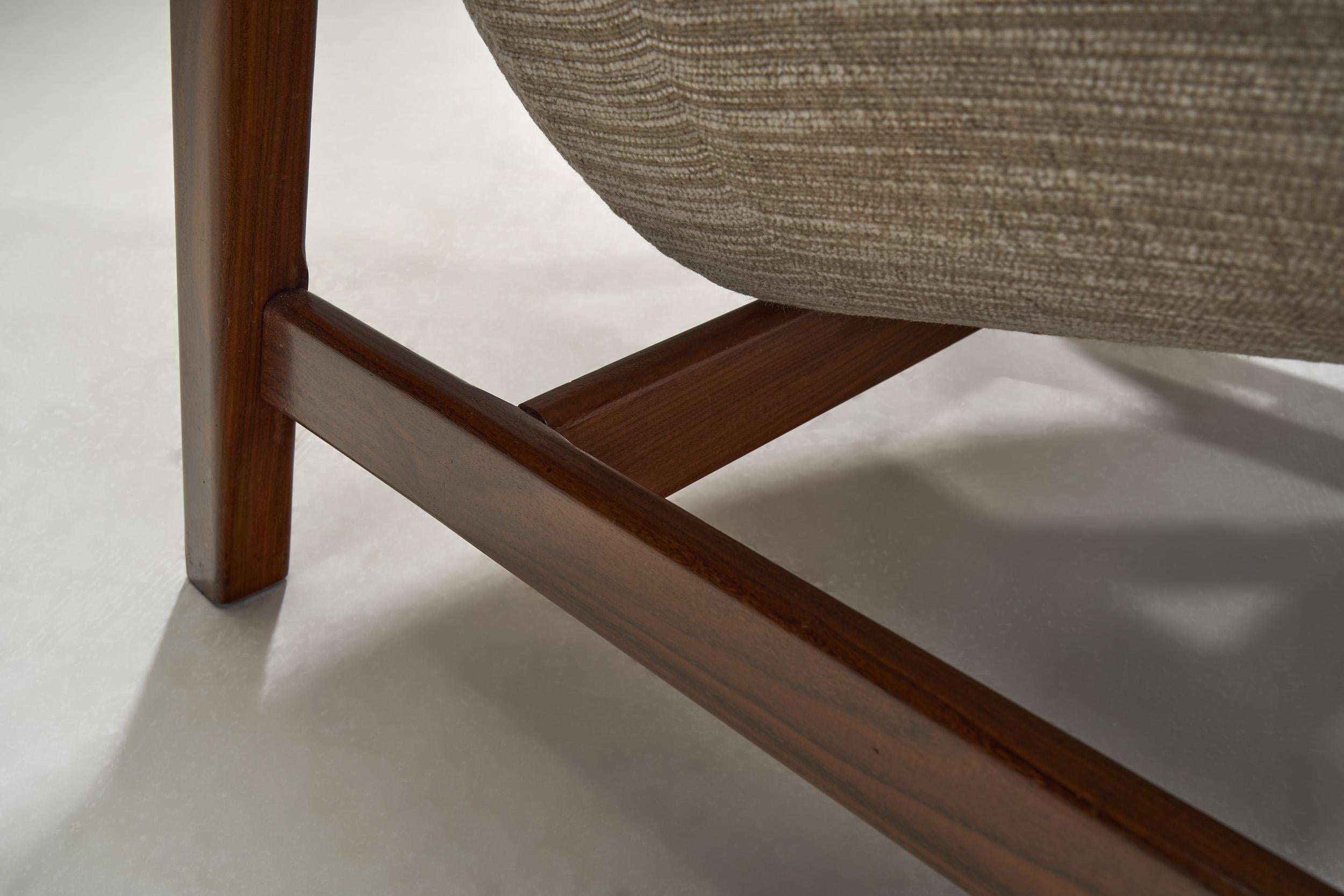 “Caravelle” Lounge Chair by Carl-Gustaf Hiort af Ornäs, Finland 1962 For Sale 9