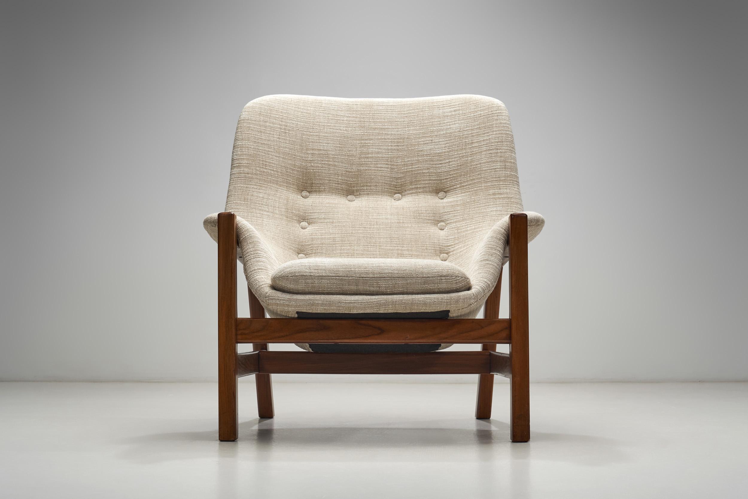 “Caravelle” Lounge Chair by Carl-Gustaf Hiort af Ornäs, Finland 1962 For Sale 1