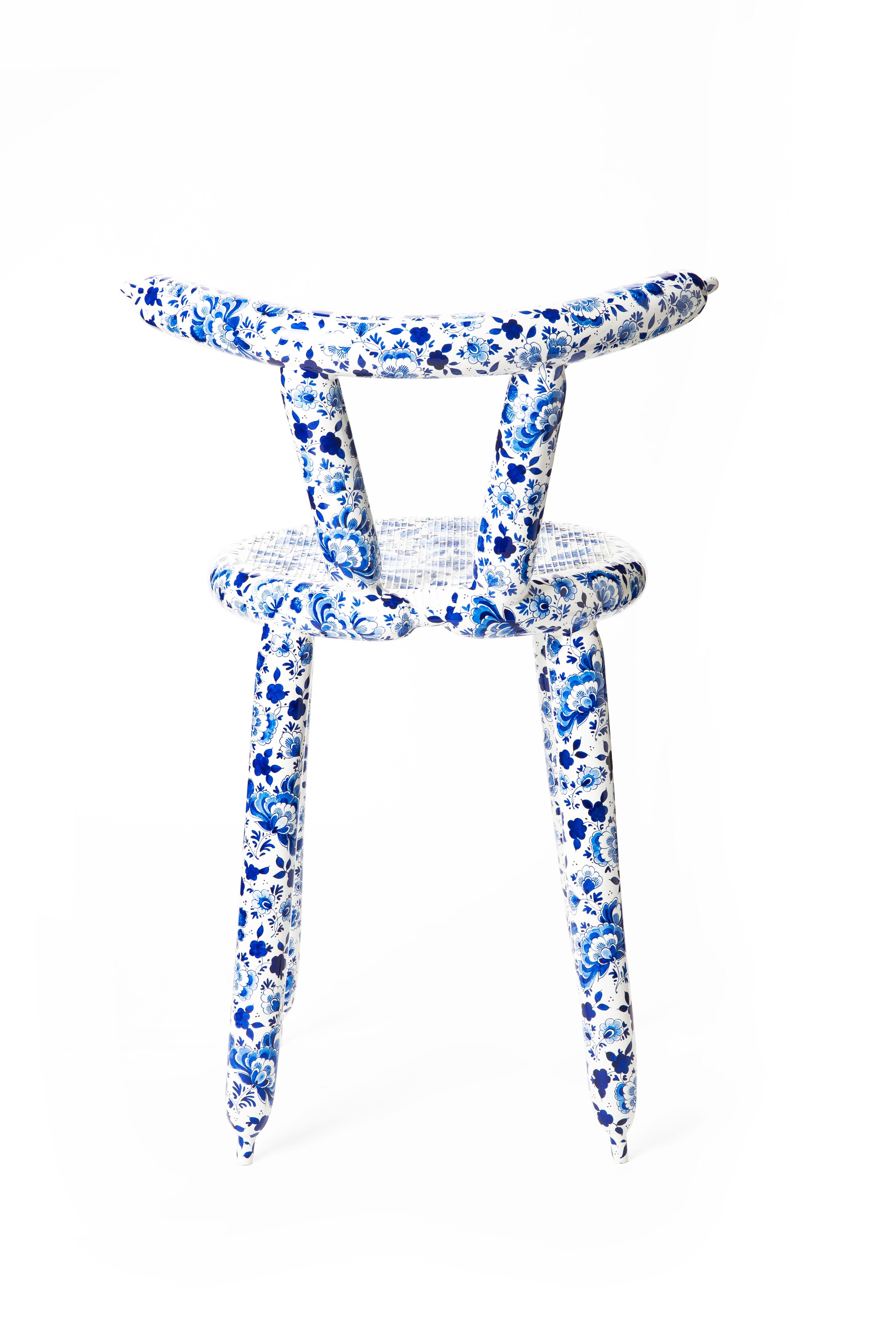 Dutch Carbon Balloon Chair Delft Blue, by Marcel Wanders, 2013, Unique For Sale