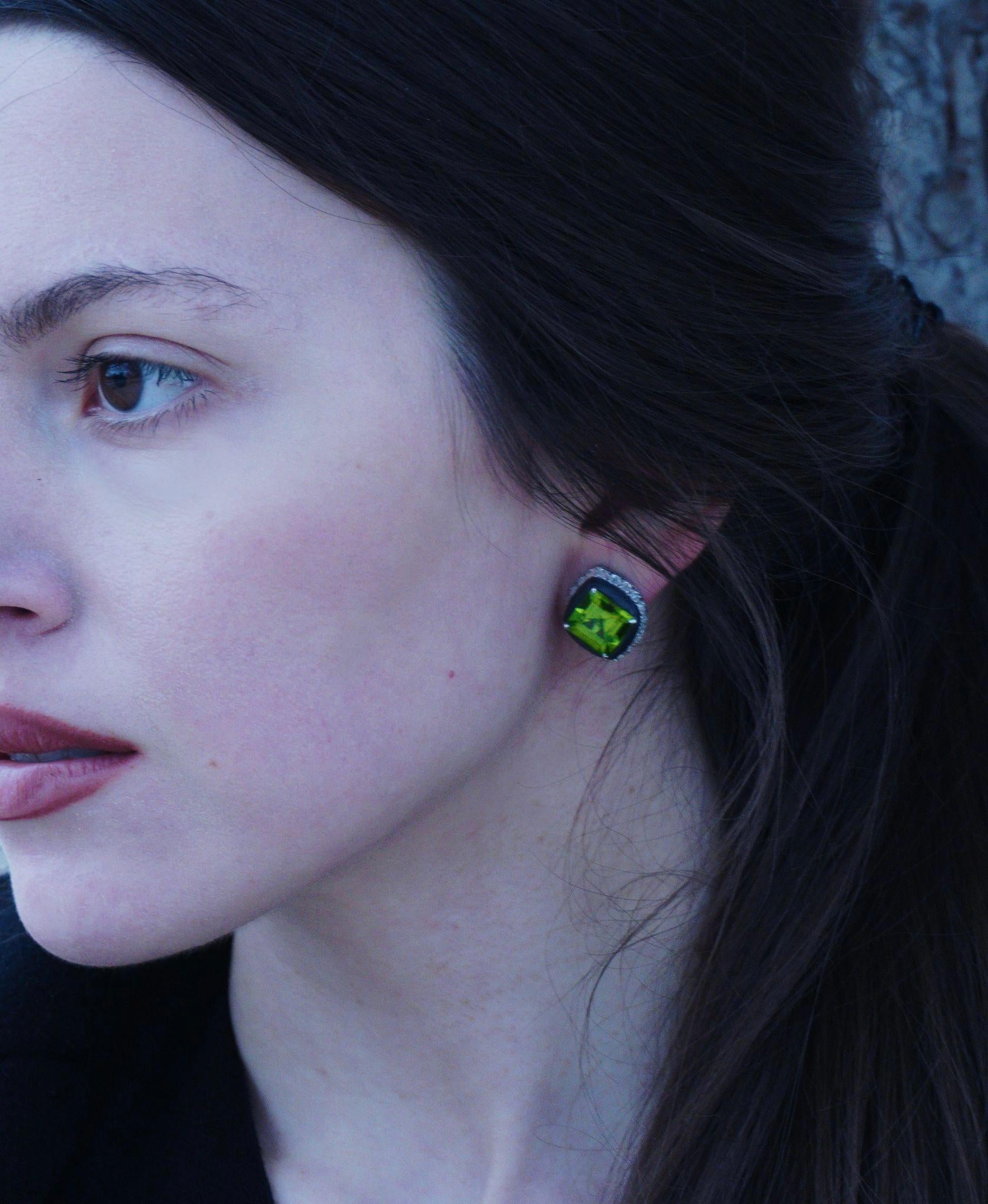 Women's Carbon Fiber Earrings, 18k Gold, White Diamonds 2.1ct., Peridot 10.2 Ct. For Sale