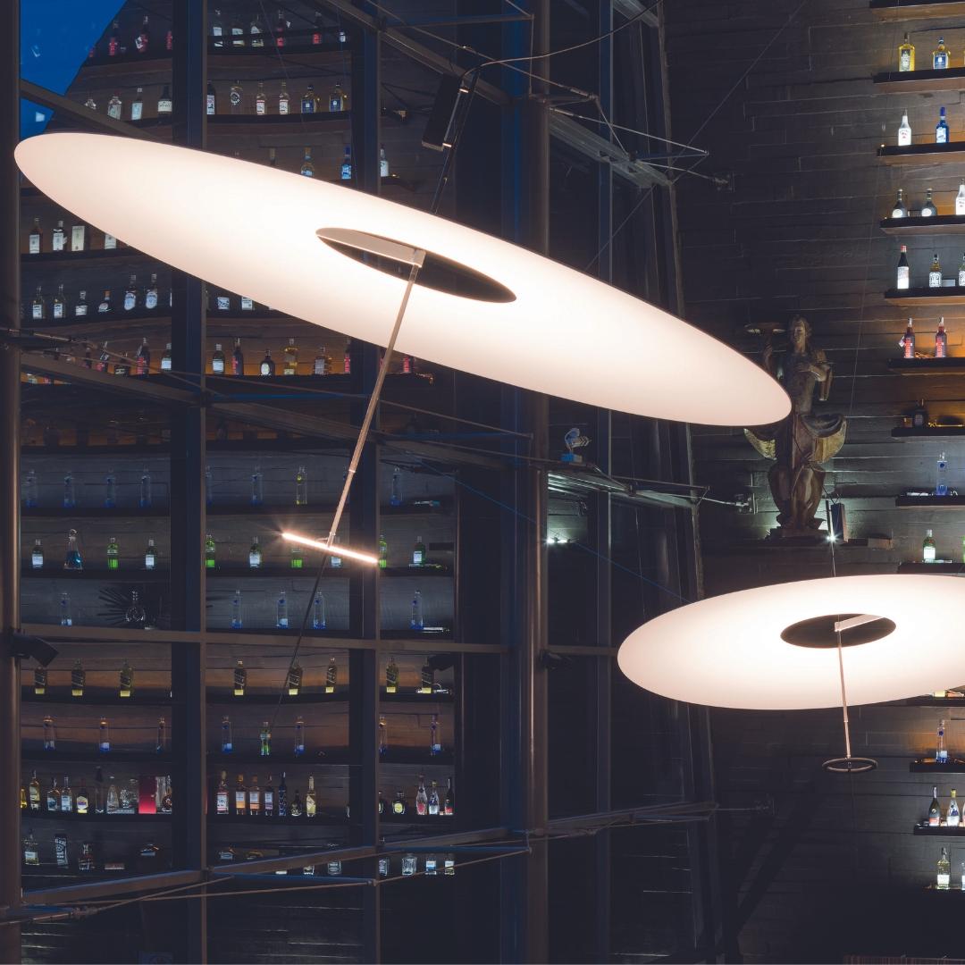 Carbon fiber ‘Flying Disc’ suspension lamp for Ingo Maurer

This extremely lightweight yet sizable creation comes to us from the brilliant imagination of Ingo Maurer, one of the most celebrated German lighting icons since 1966. With creativity and