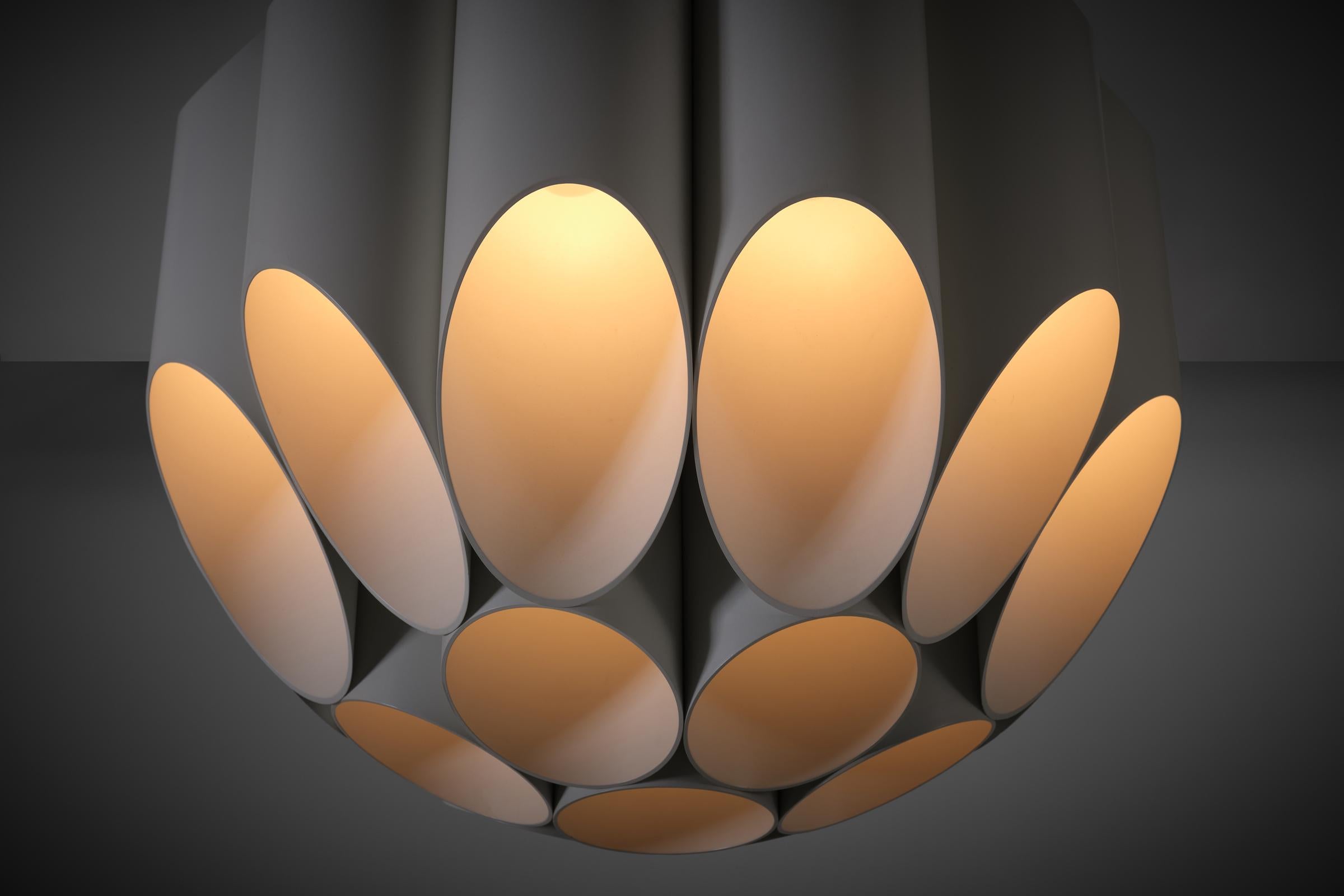Carciofo chandeliers by Gianni Celada for Fontana arte, Italy 1970 In Good Condition In Rotterdam, ZH