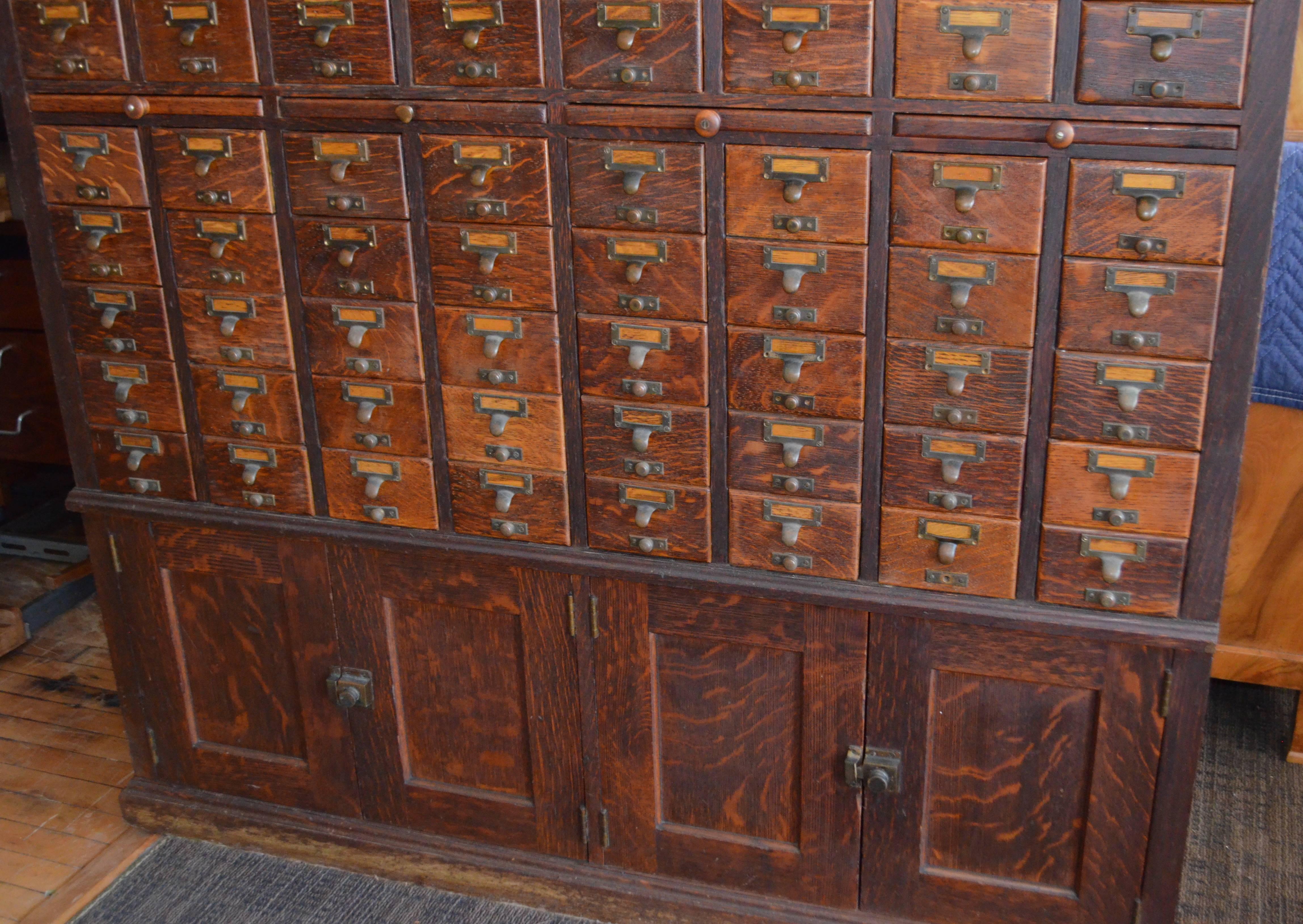 Card Catalog File Cabinet from Chicago Library, Solid Oak, Early 20th Century 2