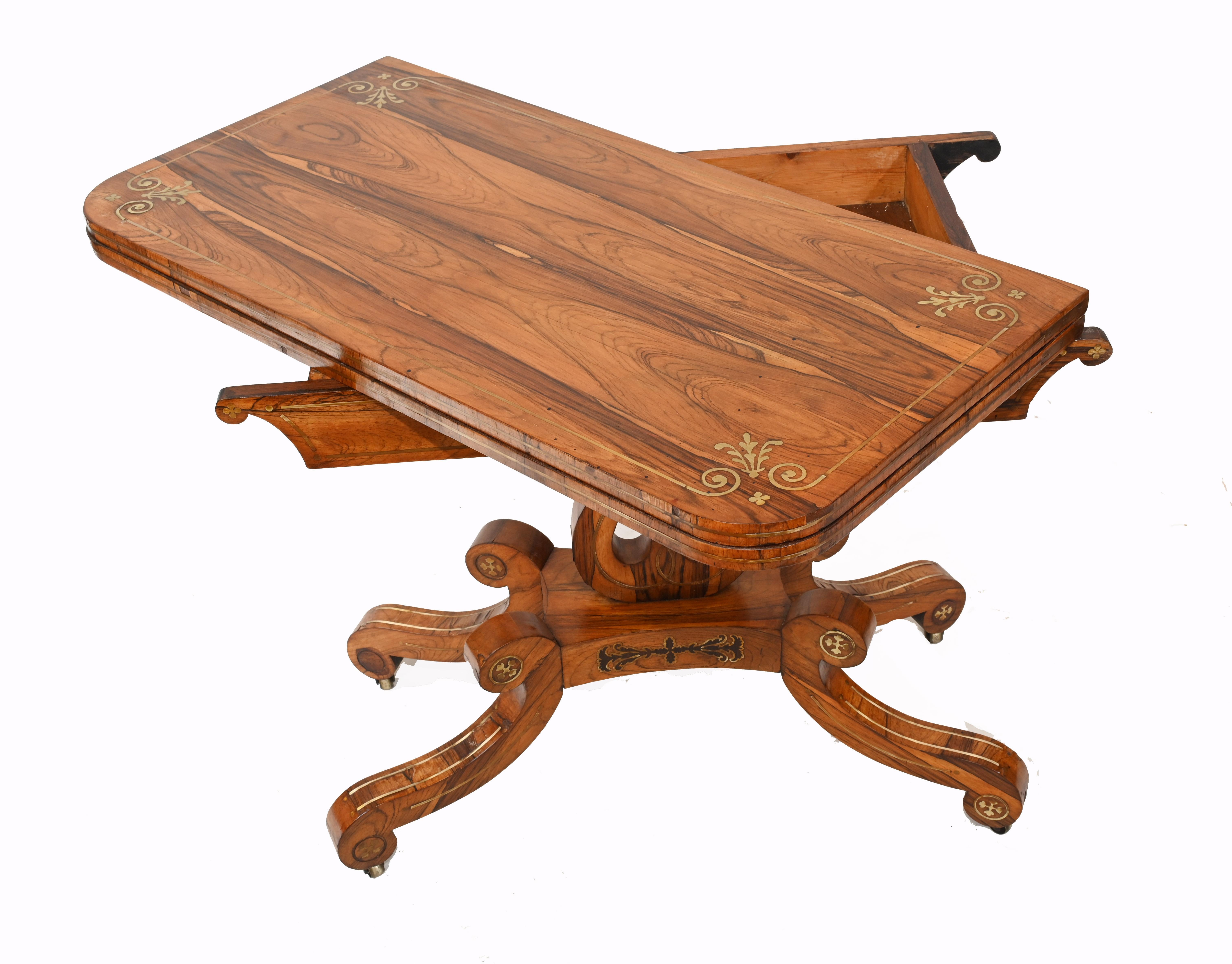 Table de jeu de cartes, tables de jeu Regency en bois de rose, vers 1810 en vente 2