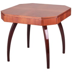 Table à cartes avec quatre tiroirs:: noyer:: designer Jindrich Halabala:: 1920-1929