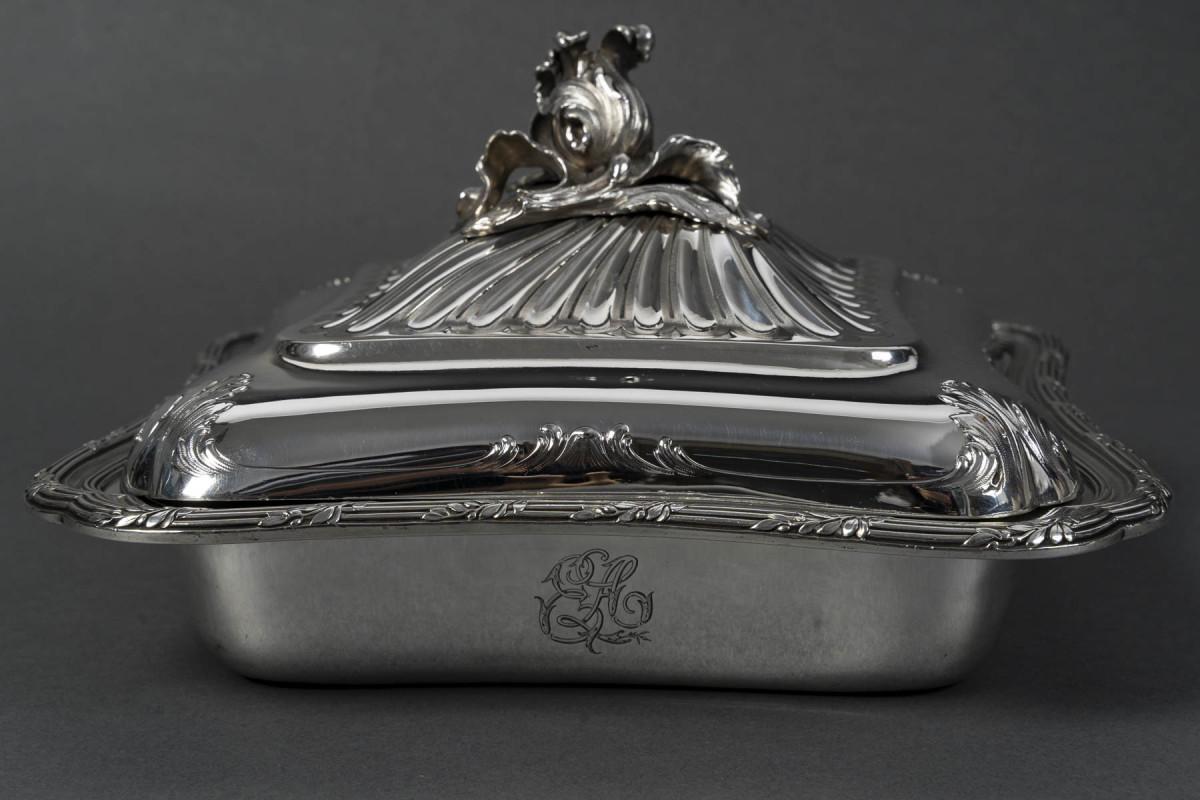 CARDEILHAC - 19th-Century Solid Silver Covered Vegetable Dish For Sale 5