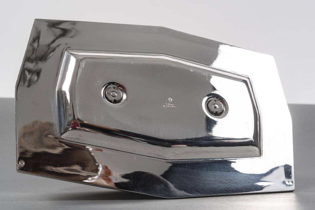 CARDEILHAC – ARTDECO Solid Silver Sauce Boat on a Tray, circa 1930 For Sale 3