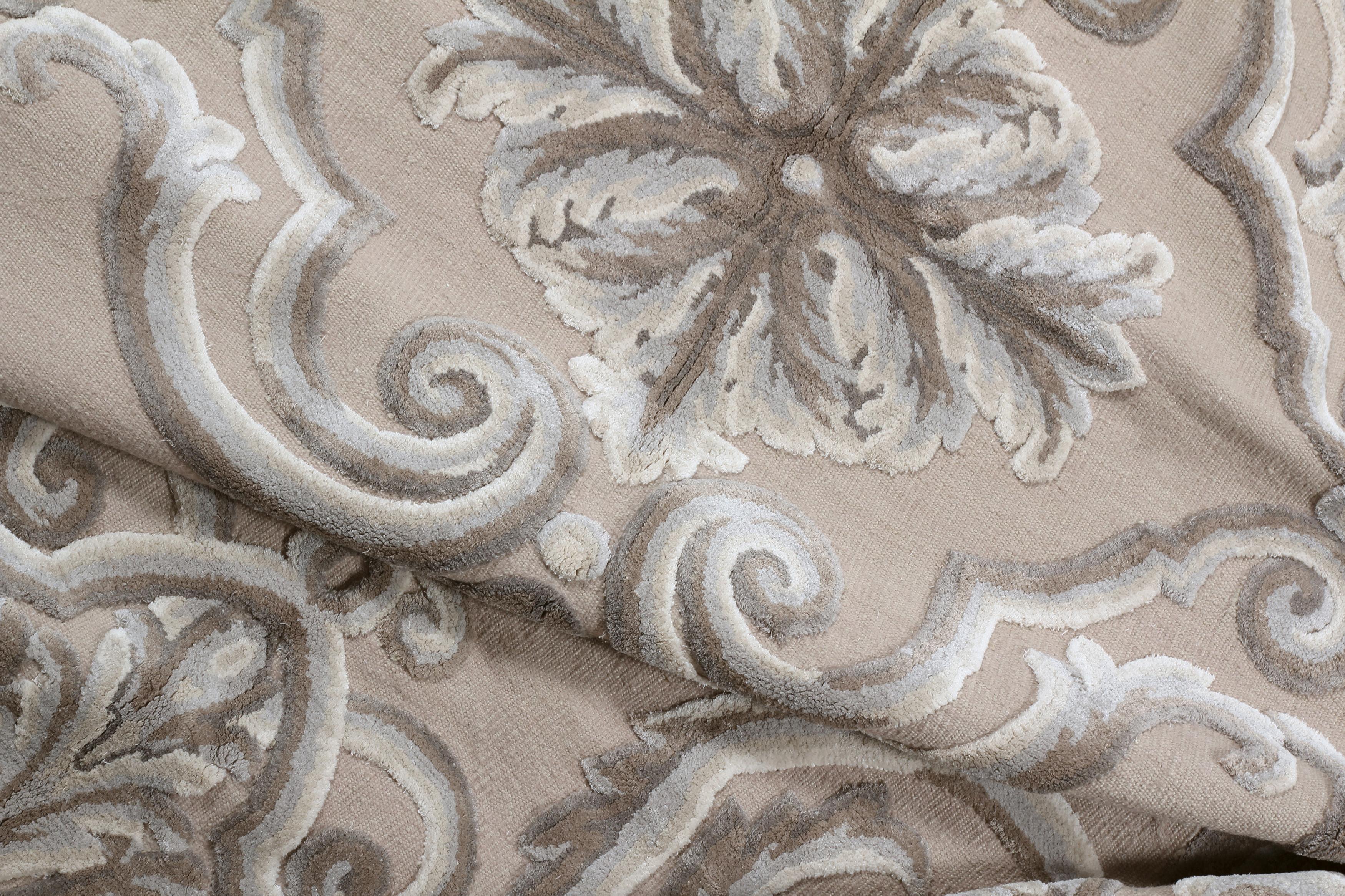 Cardinal Naturel Ficelle
Rug from Renaissance collection of Edition Bougainville
New Aubusson
Linen - Pure silk
Size: 250 x 300cm.

RENAISSANCE
The Age of Enlightenment is the main inspirational thread behind our luxurious rug collection,