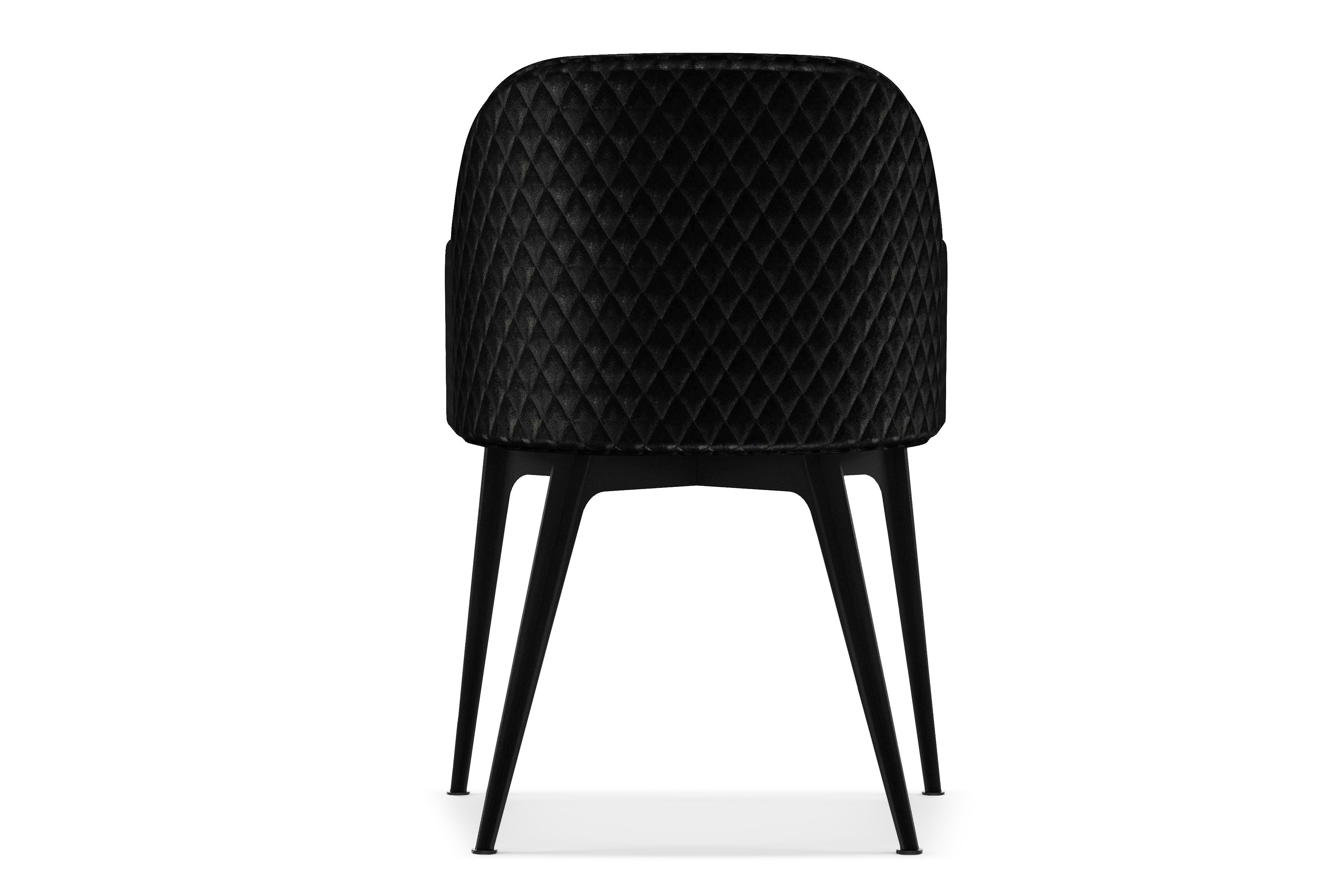 Care gepolsterter Sessel mit schwarzen Stahlbeinen (21. Jahrhundert und zeitgenössisch) im Angebot