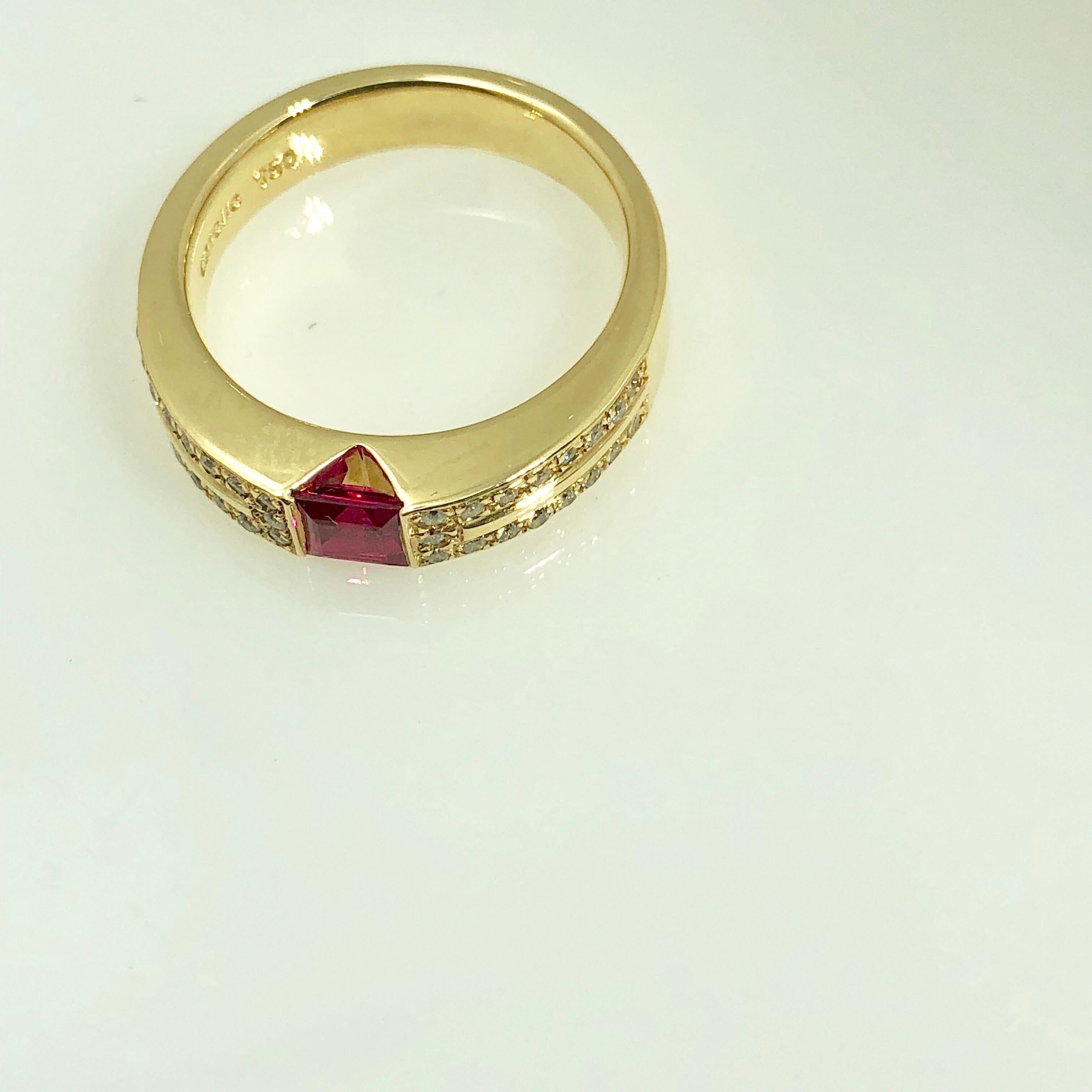 Carelle 18 Karat Yellow Gold Diamond and Ruby Contemporary Ring 9