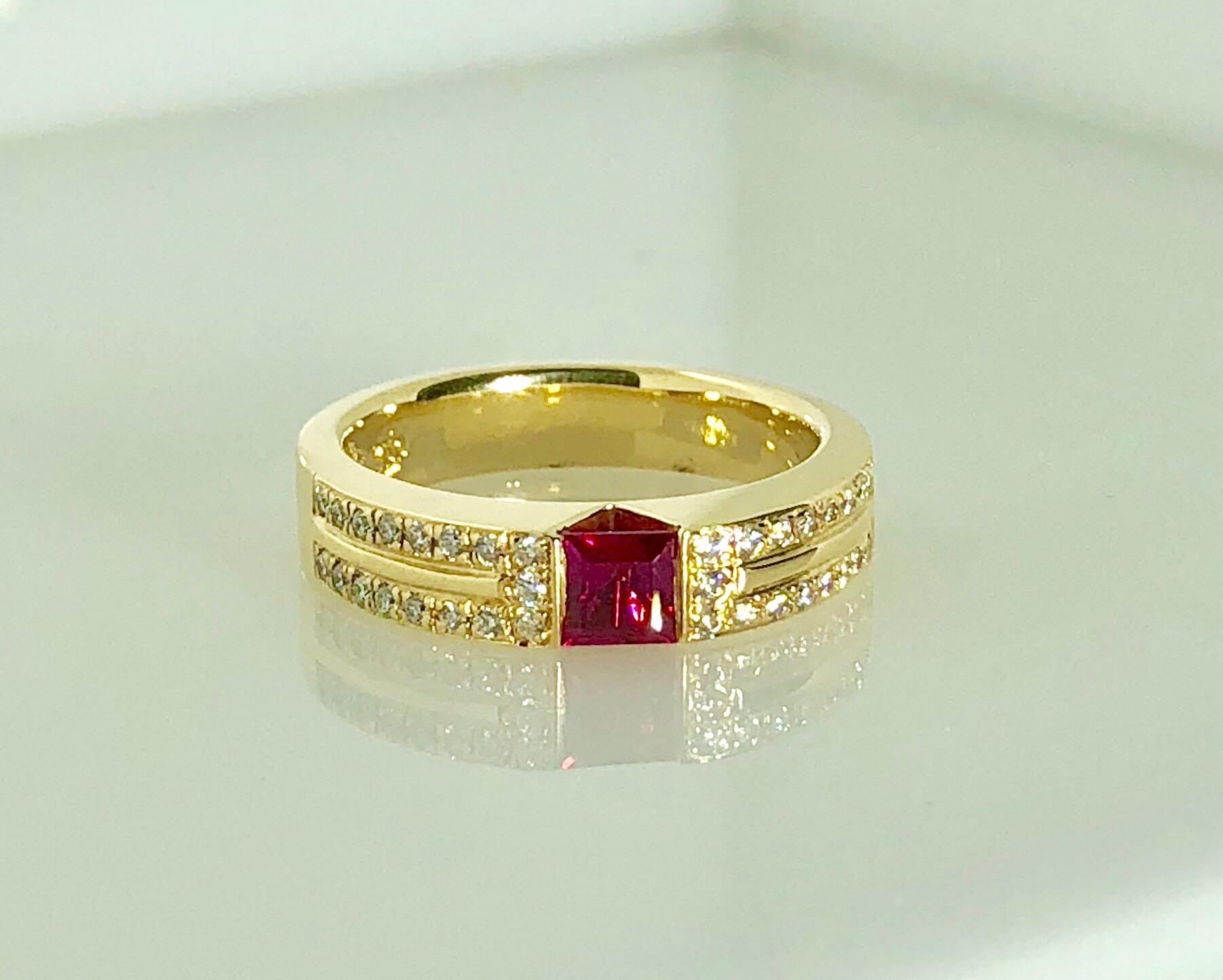 Carelle 18 Karat Yellow Gold Diamond and Ruby Contemporary Ring In New Condition In Mansfield, OH