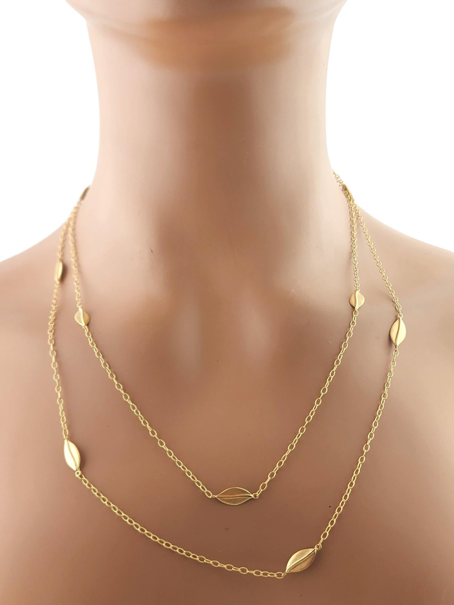 Carelle, collana di foglie in oro giallo 18 carati da 44
