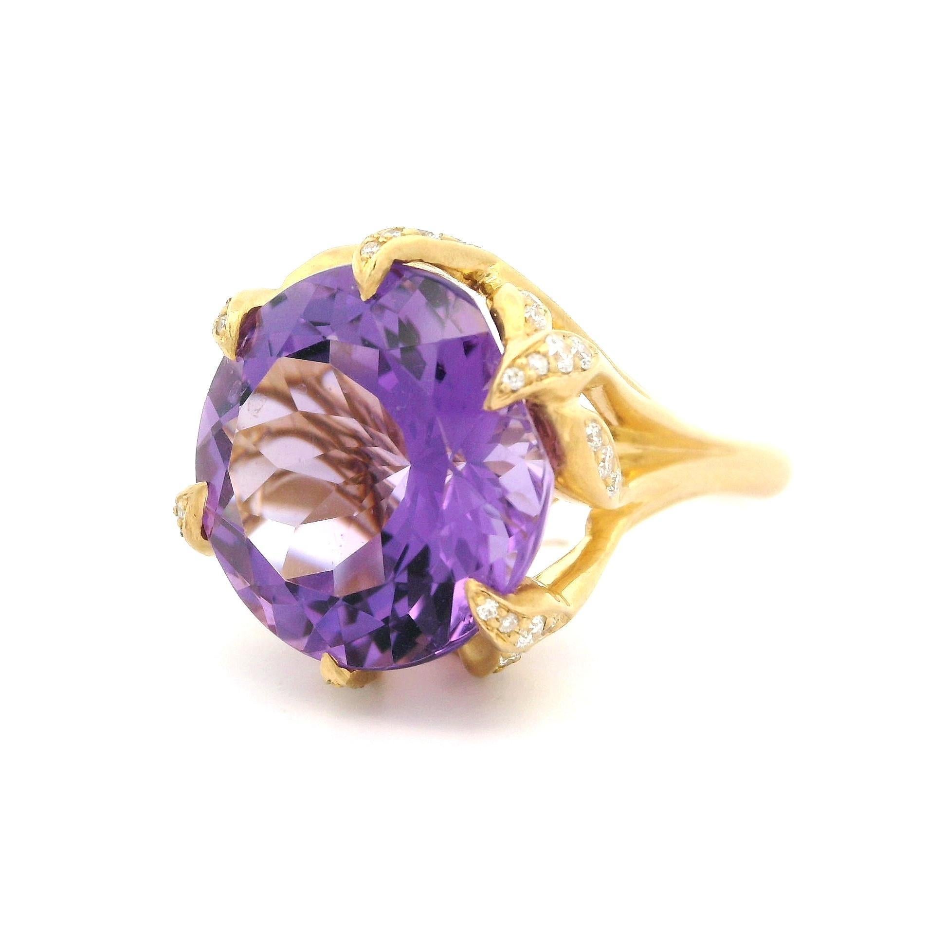 Carelle 18k Gold 15.4ctw Amethyst & Diamond Leaf Claw Prong Matte Finish Ring For Sale 7
