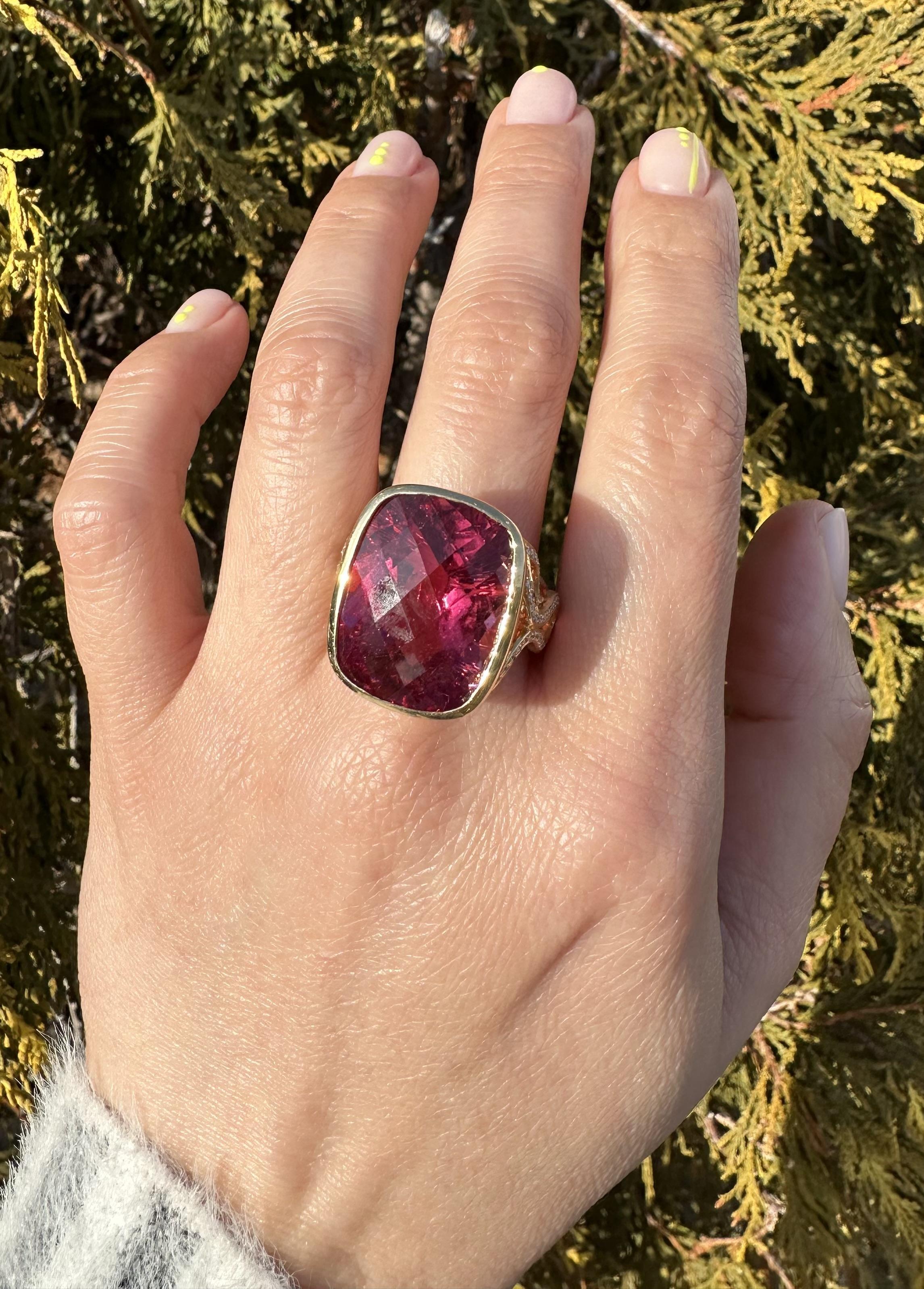 Carelle Anillo de Oro de 18 quilates GIA 24,96 ctw Bisel Grande Turmalina Rosa Diamante Mate 9
