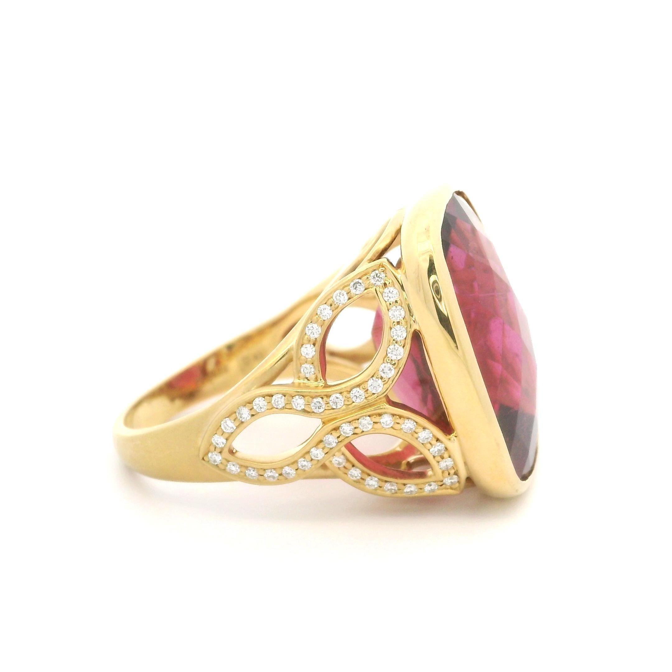 Carelle Anillo de Oro de 18 quilates GIA 24,96 ctw Bisel Grande Turmalina Rosa Diamante Mate 3