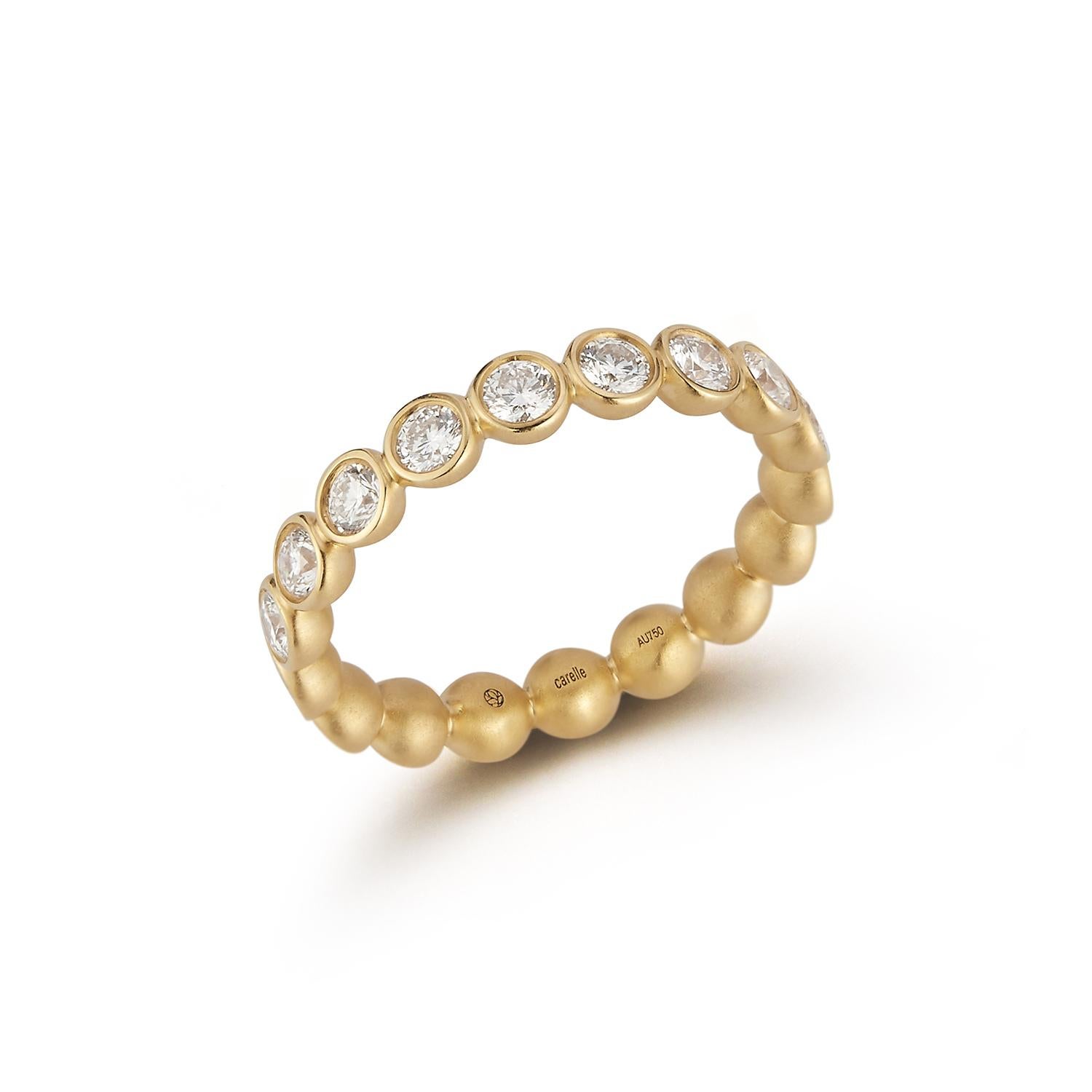 En vente :  Carelle, bague d'éternité en or jaune 18 carats avec diamants de taille moyenne 2