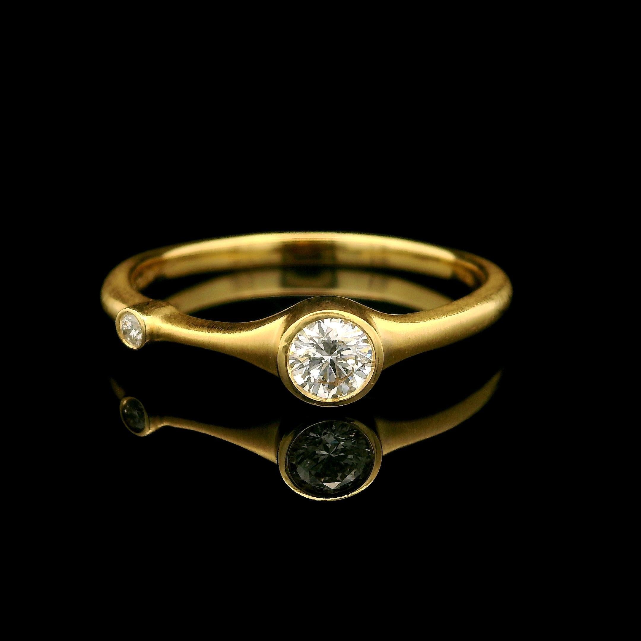 Carelle Solid 18k Yellow Gold 0.27ctw Diamond Brushed Finish Band Ring w/ Box For Sale 4
