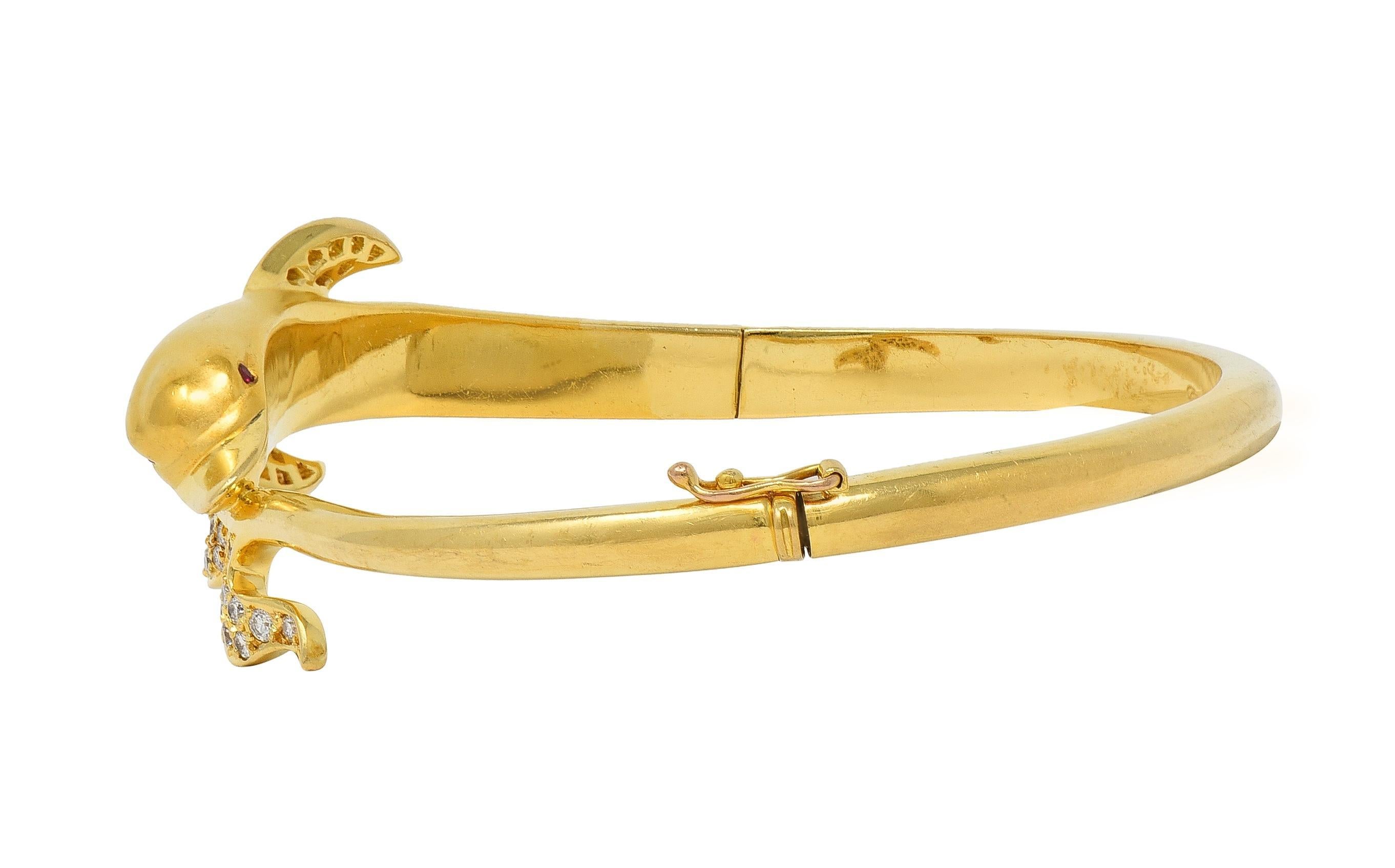 Carerra y Carerra Bracelet en or jaune 18 carats avec diamant et dauphin Bypass en vente 1
