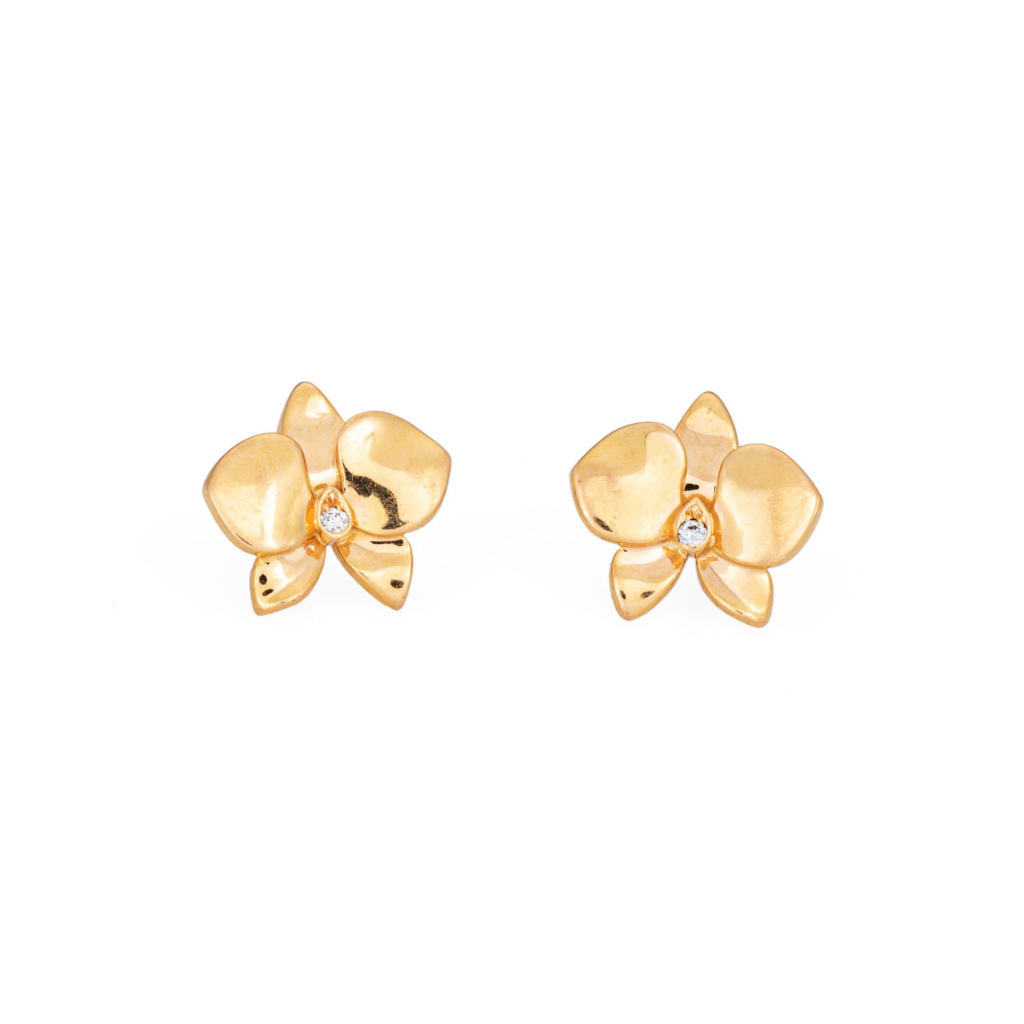 Caresse D’Orchidees Par Cartier Earrings Diamond Studs Estate 18k Yellow Gold In condizioni buone in vendita a Torrance, CA