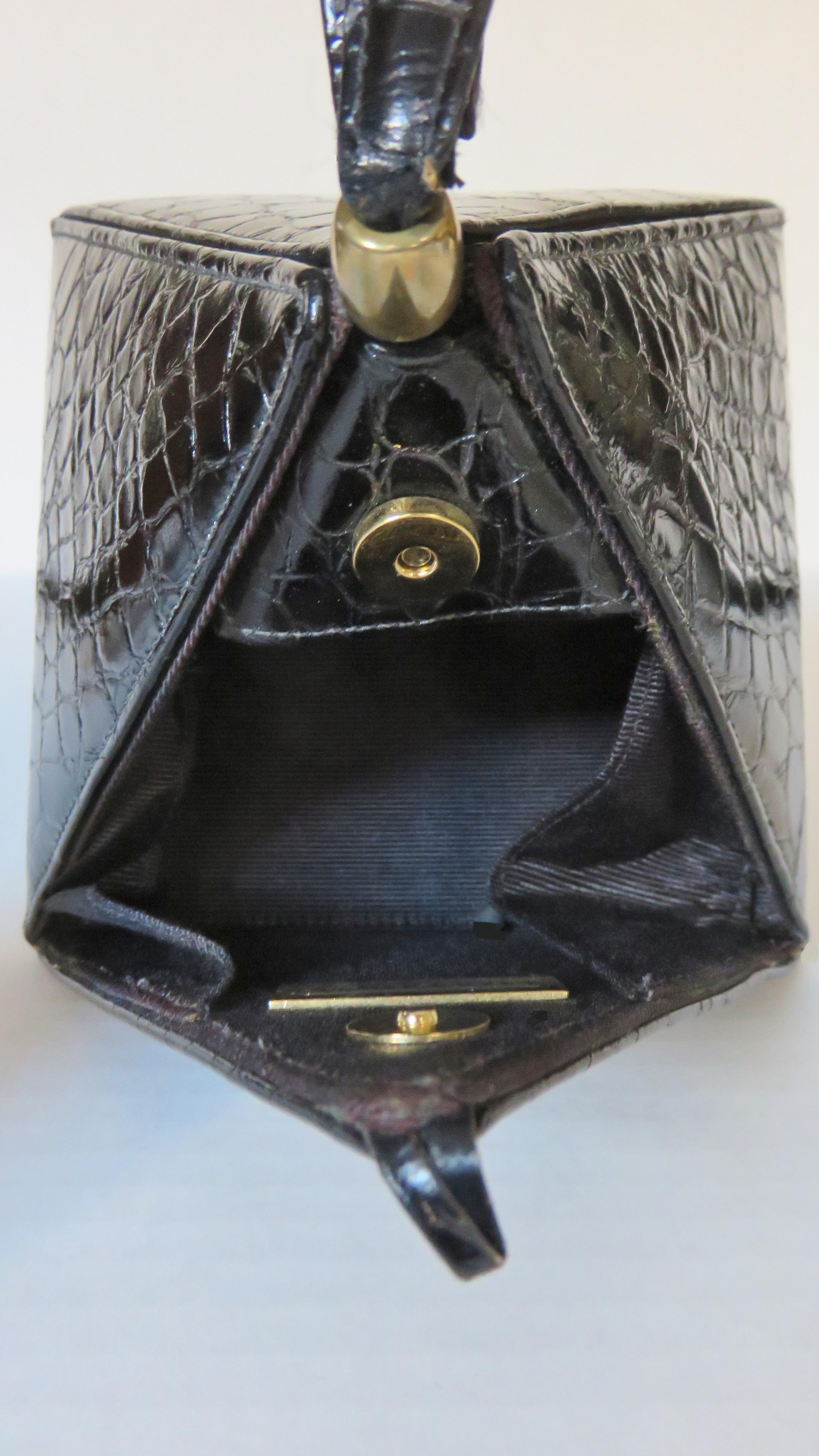 Women's Carey Adina New Alligator Embossed Leather Pyramid Bag 1990s For Sale