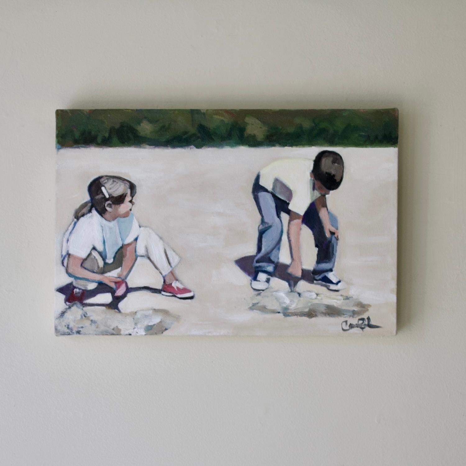 Erkundung am Strand, Originalgemälde (Grau), Figurative Painting, von Carey Parks