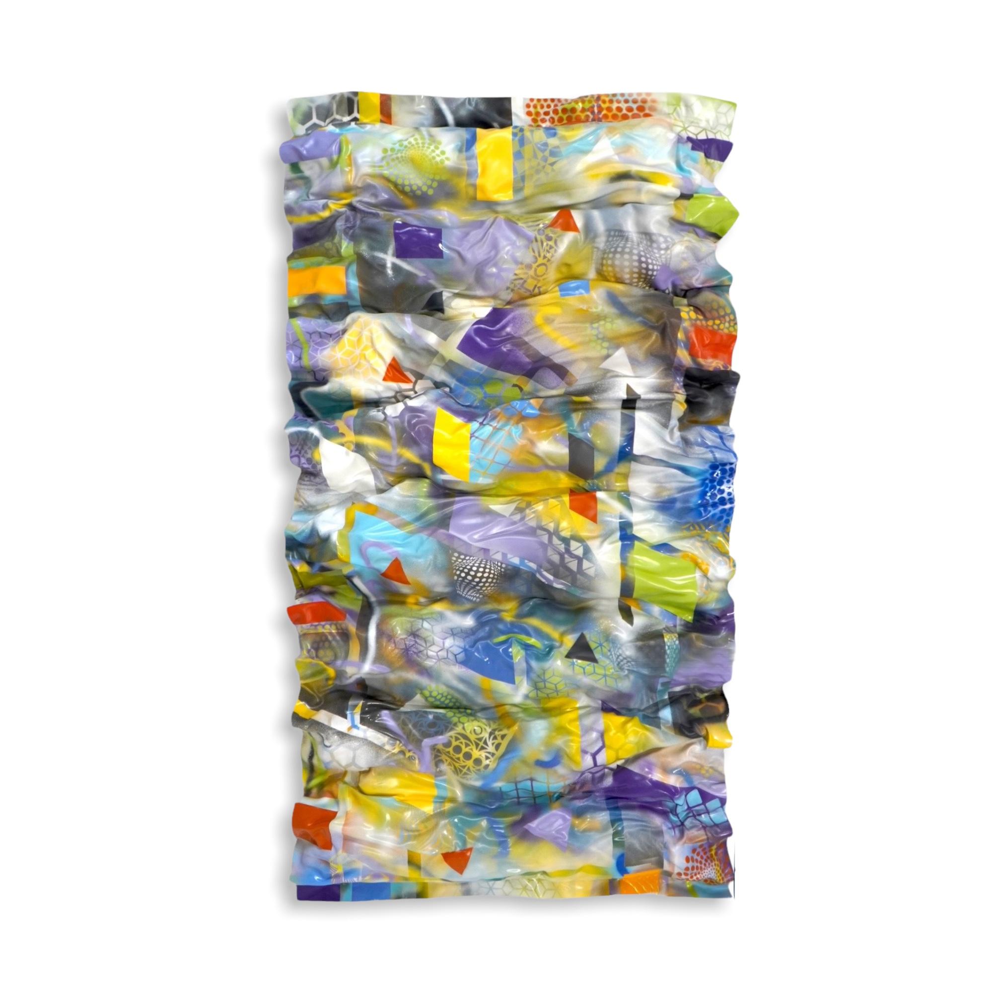 Farbwellen-Symphonie. Abstrakte Wandskulptur auf Plexiglas, handgeformt – Sculpture von Cari Cohen