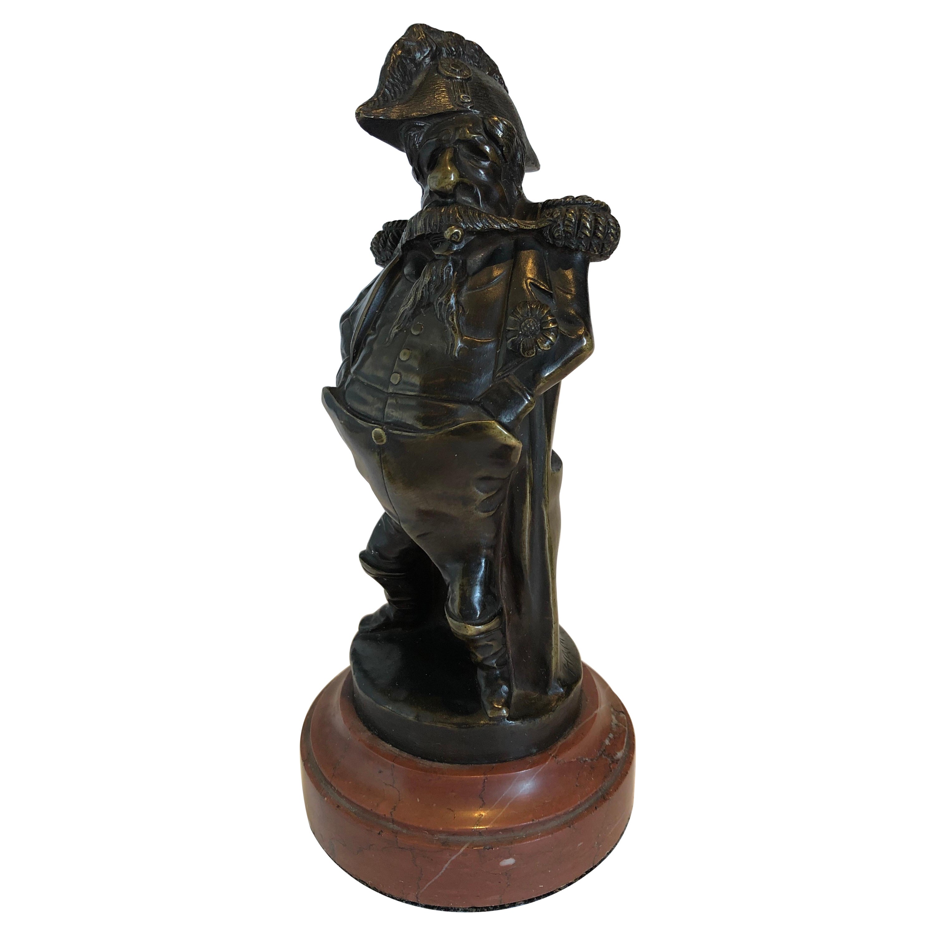 Karikatur Napoleon III Bronzestatuette, Signiert HAM Ende 19. Jahrhundert.
Bronzeskulptur von Napoleon III., mit Sicherheit nach dem Verlassen Frankreichs hergestellt, 19. Ein satirischer politischer Kommentar zum Status der Bonaparte-Dynastie zu