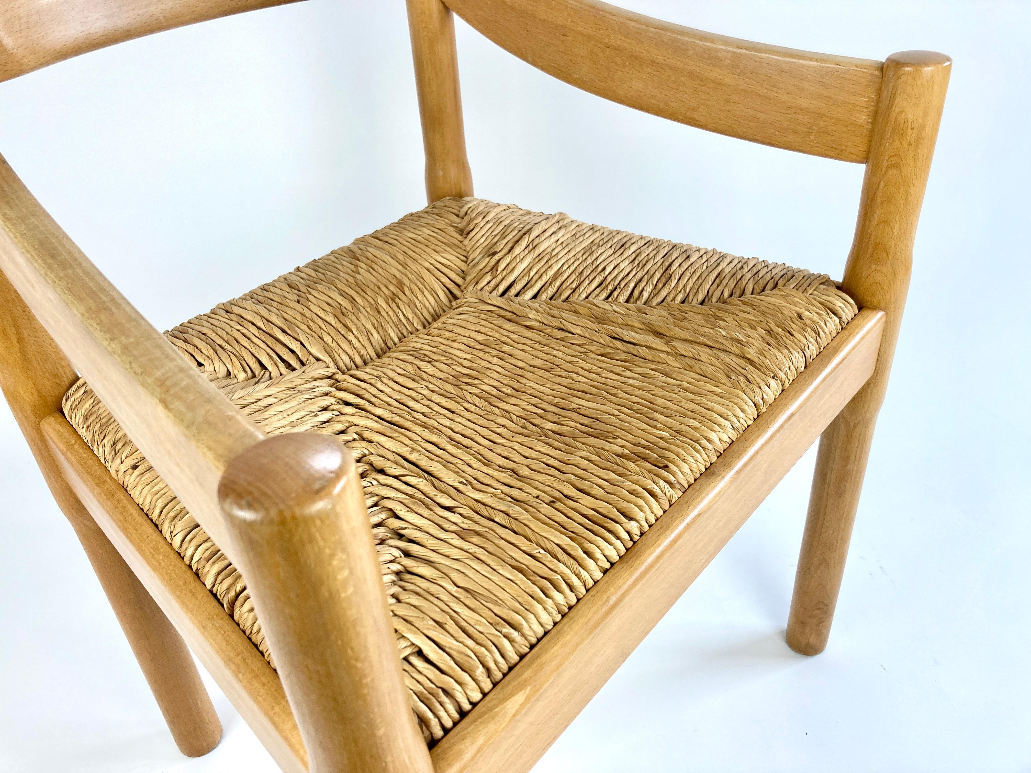 Carimate Carver Dining Chair by Vico Magistretti 5