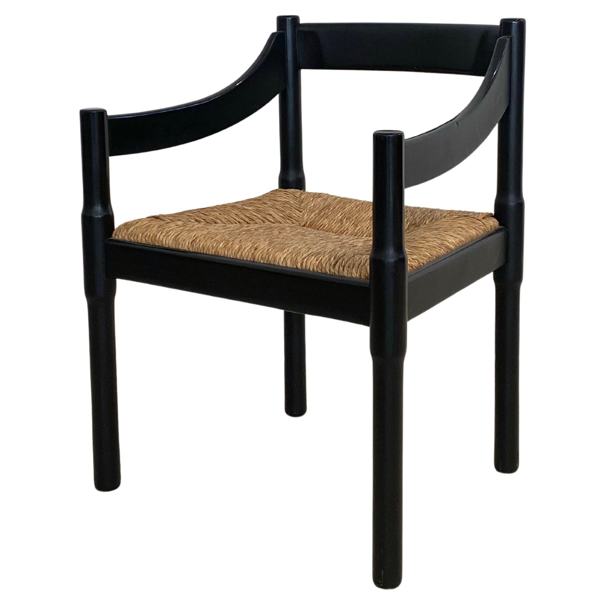 Carimate Chair in Black designed by Vico Magistretti for Cassina, c. 1970s en venta