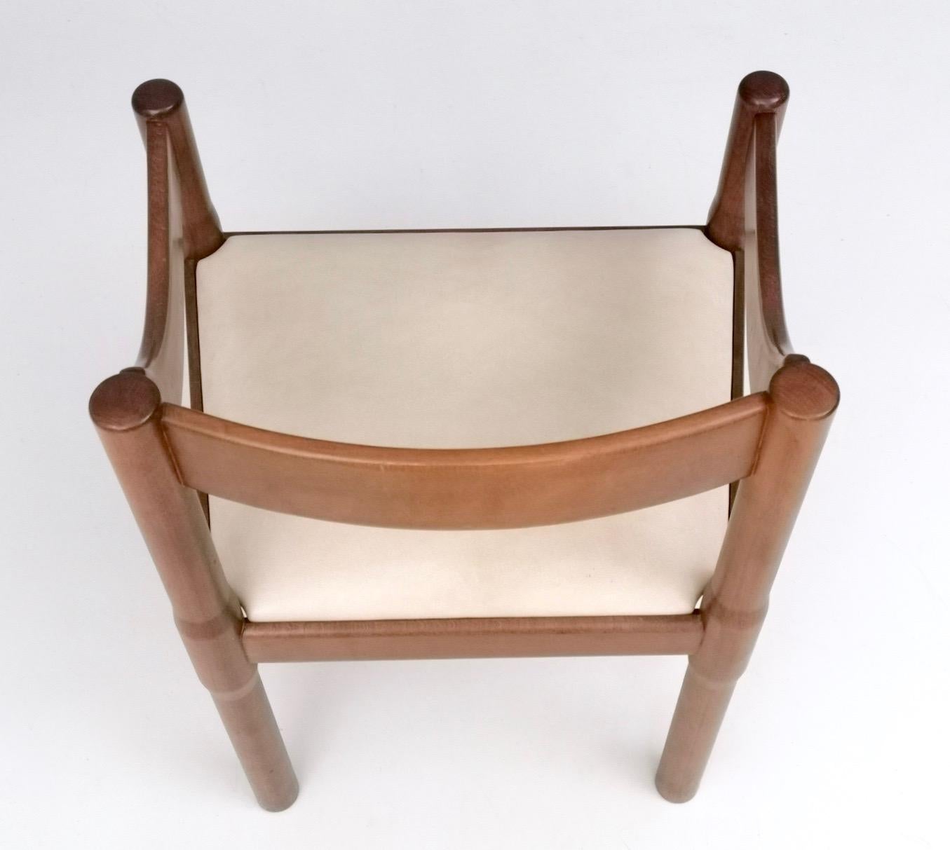 Upholstery 'Carimate' Walnut and Ivory Skai Chair by Vico Magistretti for Cassina, 1960s