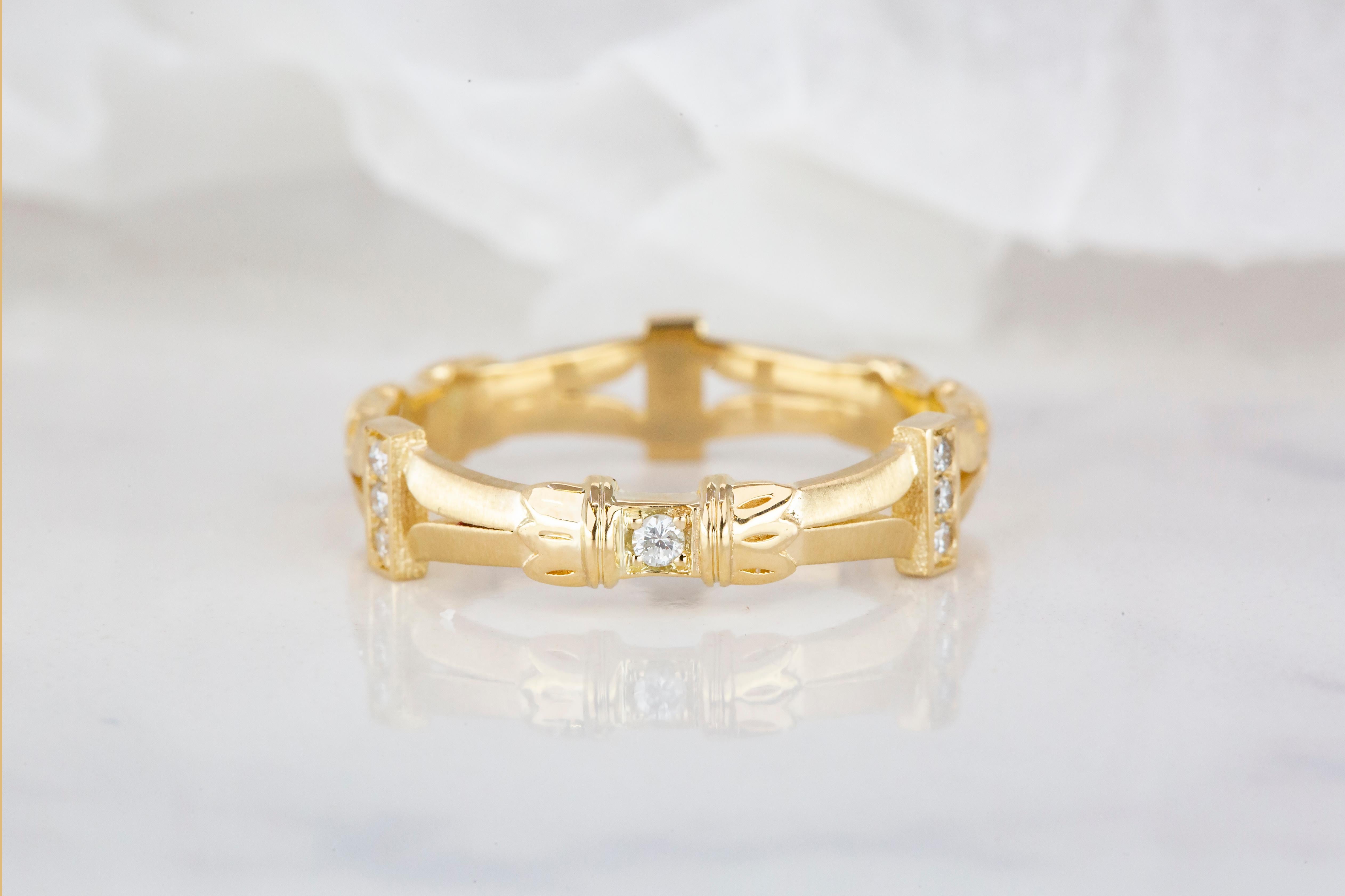 For Sale:  Carine Ring, Vintage Style 14K Gold 0.08 Ct Diamond Wedding Band Ring 10