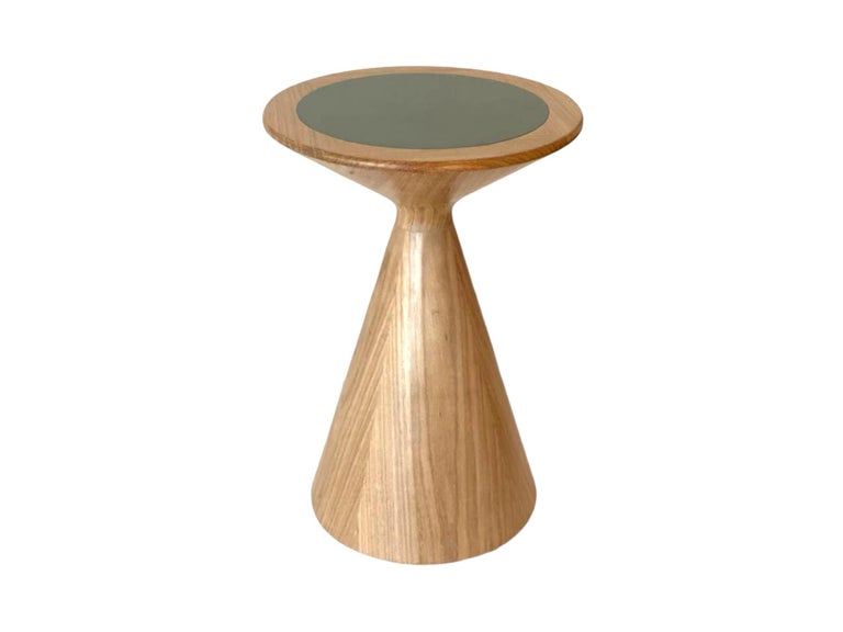 Contemporary Carioca Small Sidetable and Stool in Freijo Wood For Sale