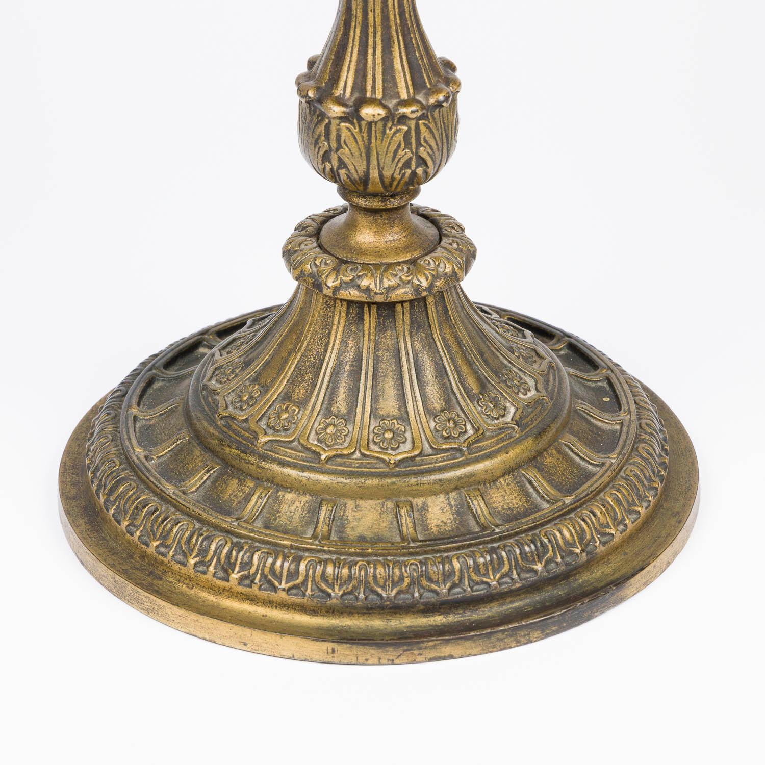 Carl Adami 13 inch terrestrial globe, Berlin, dated 1900. In Good Condition For Sale In London, GB