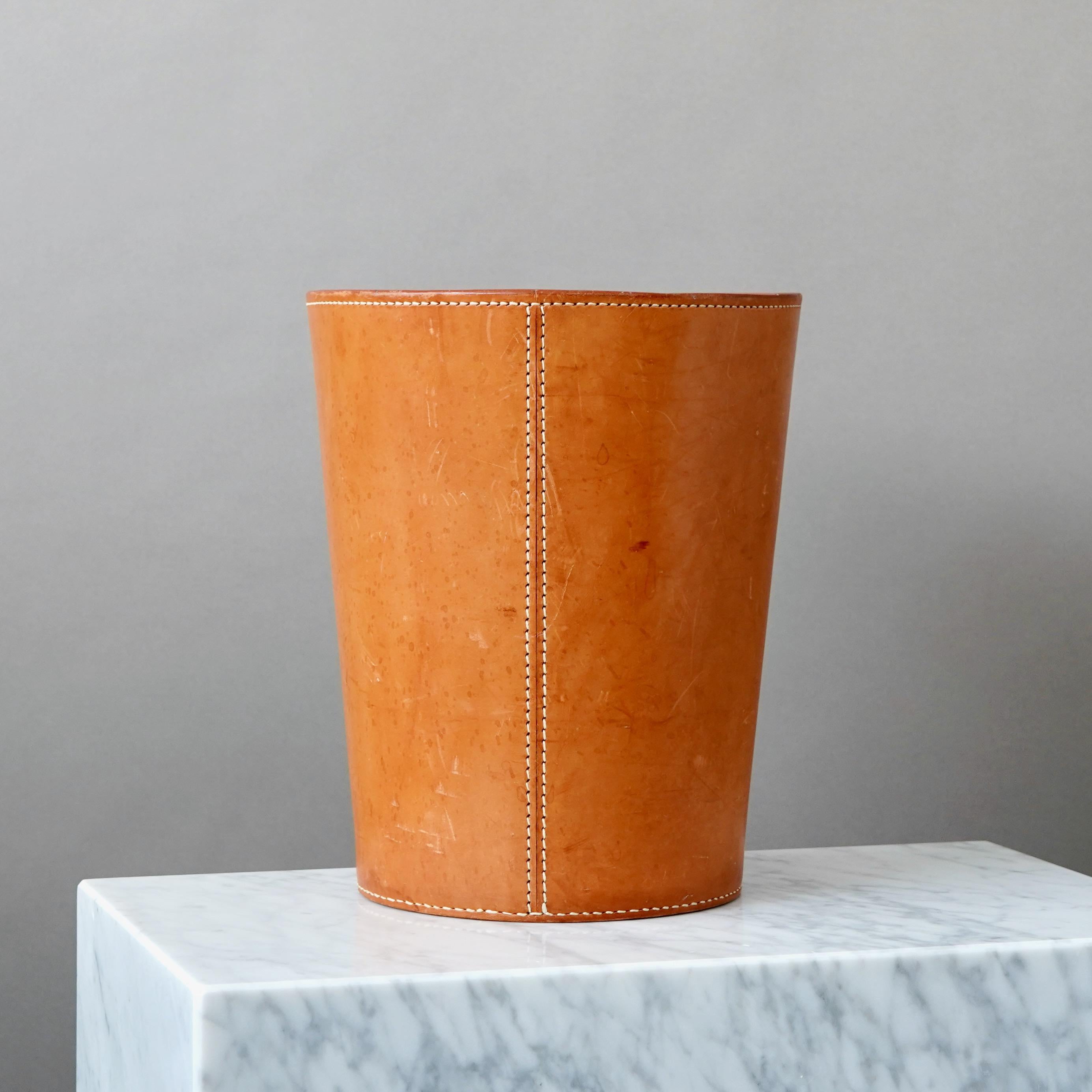 Carl Aubock 1950s Waste Paper Basket. Brown Leather and Brass. Austria 1950s. 2