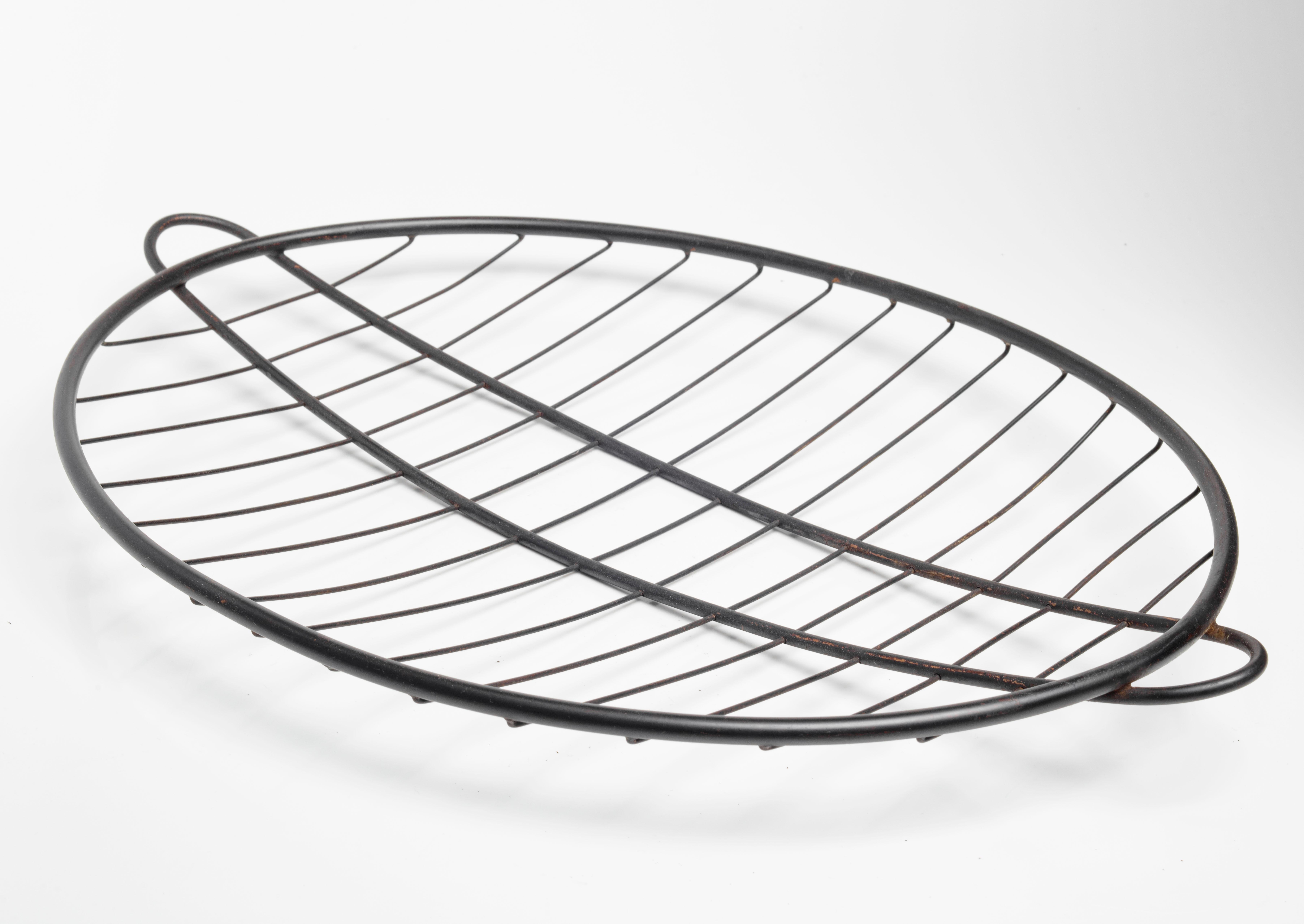 Carl Aubck #7252-3 Obst Sieve aus patiniertem Messing, Österreich 2022 (Österreichisch) im Angebot