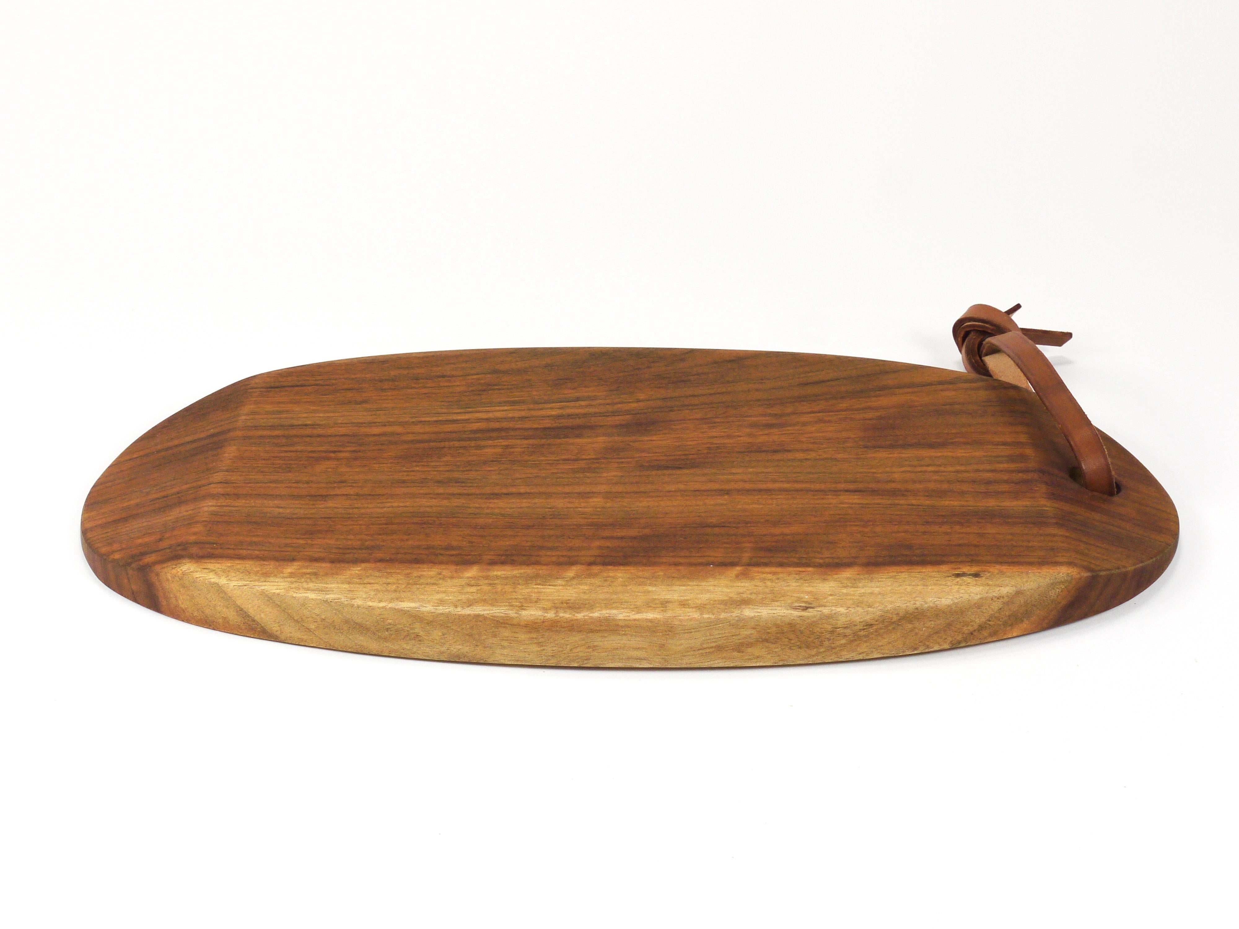 Carl Aubock Big Cutting Board with Amboss Knife, Wicker Handle, Walnut, Leather For Sale 10