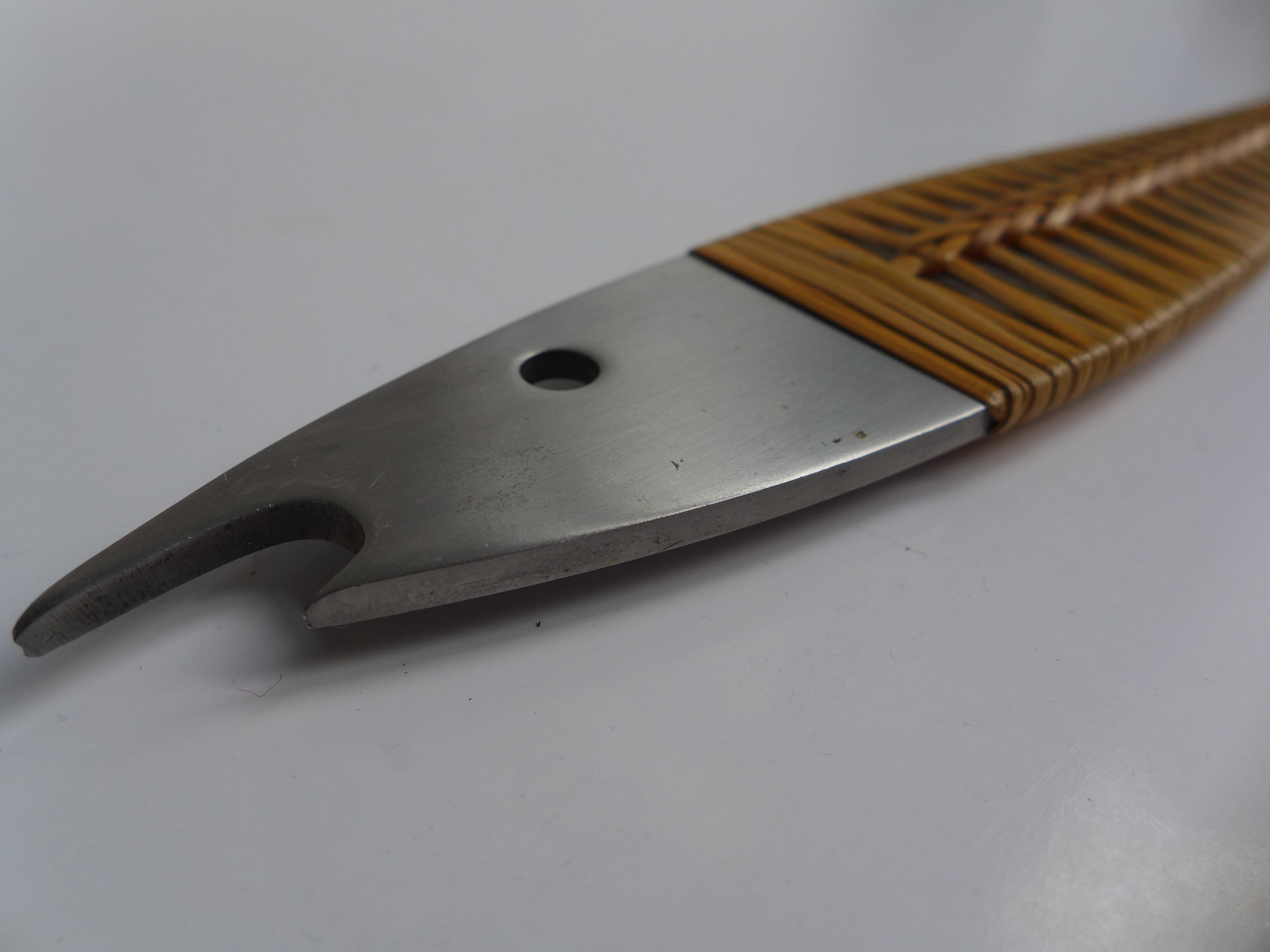Autrichien Carl Auböck Bottle Opener, Austria, 1950s — Woven Bast Handle, Stainless Steel en vente