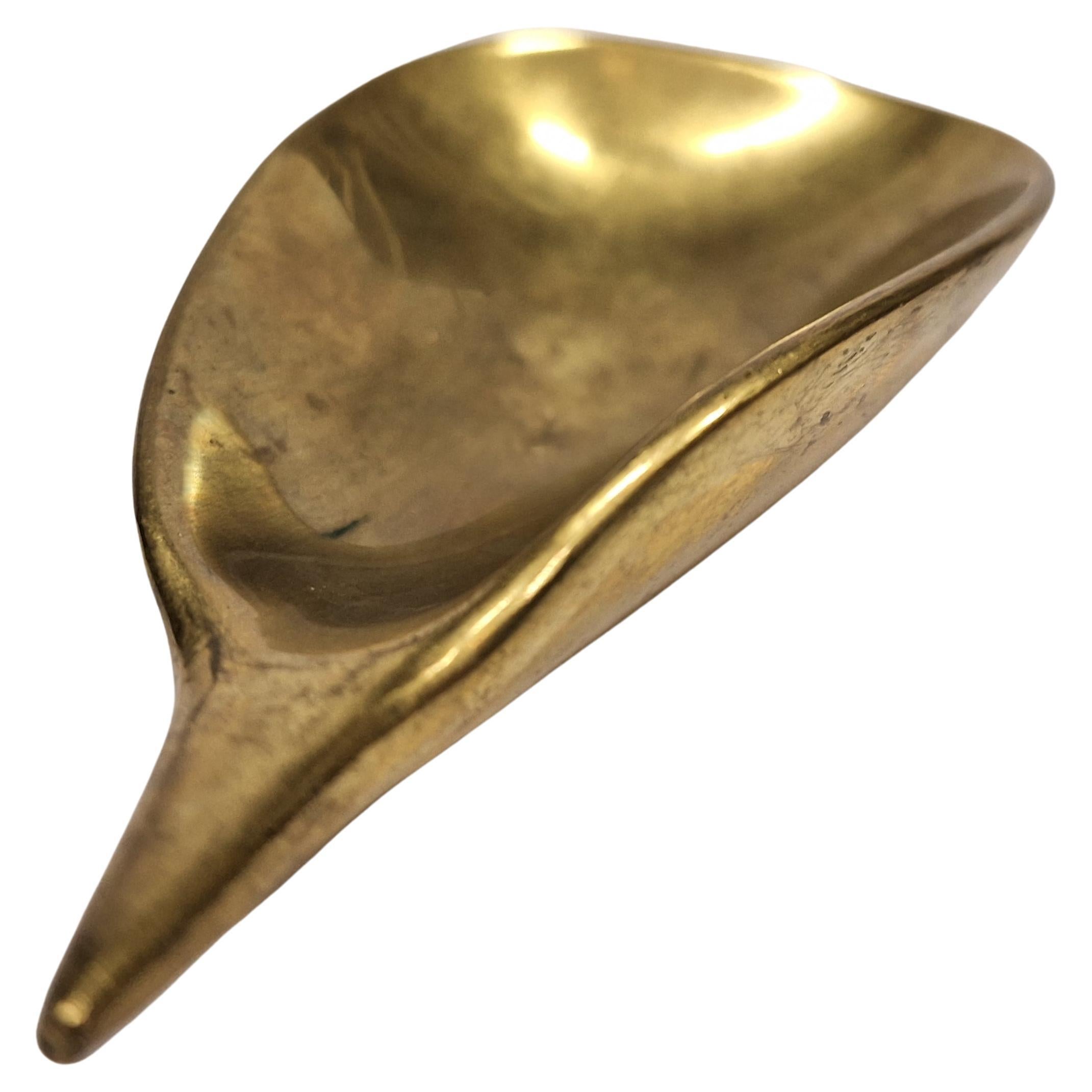 Cenicero de latón Carl Auböck, Viena, años 50 en venta